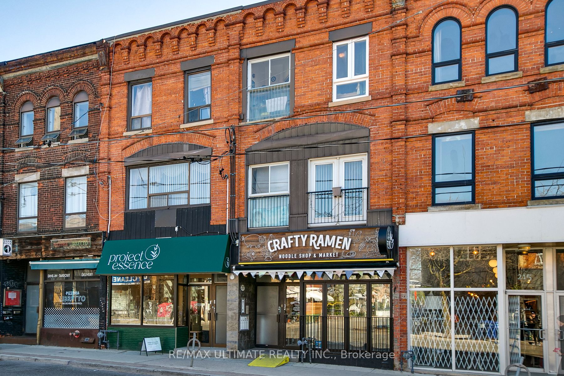 217 Ossington Avenue Property Photo 2