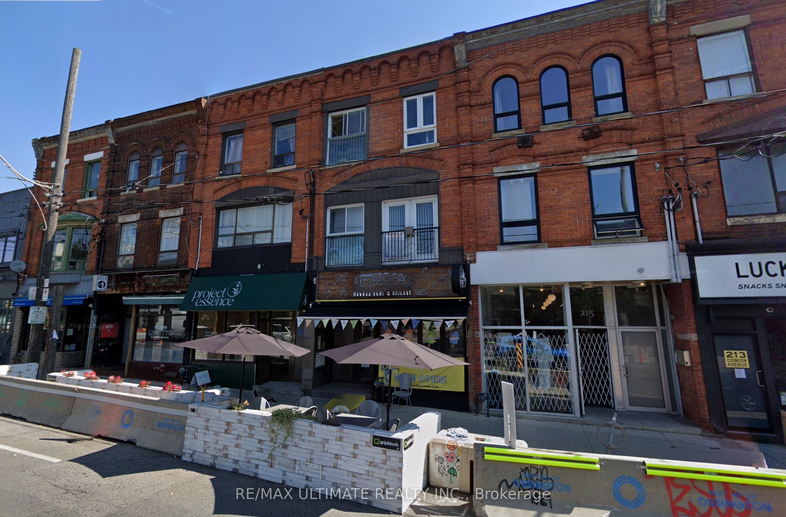 217 Ossington Avenue Property Photo 12