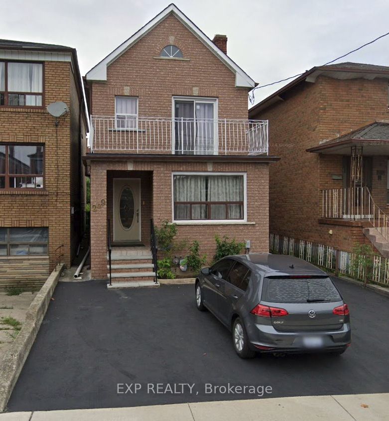 209 Cedric Ave Property Photo 1