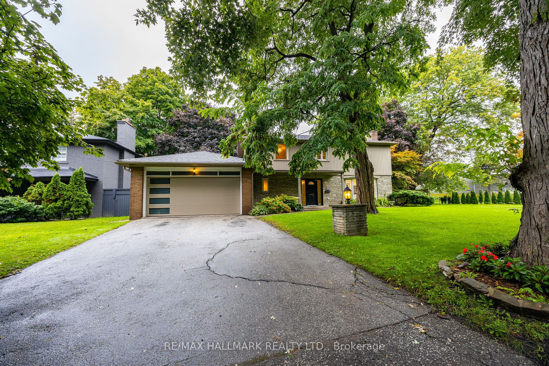 59 Sandringham Dr Property Photo