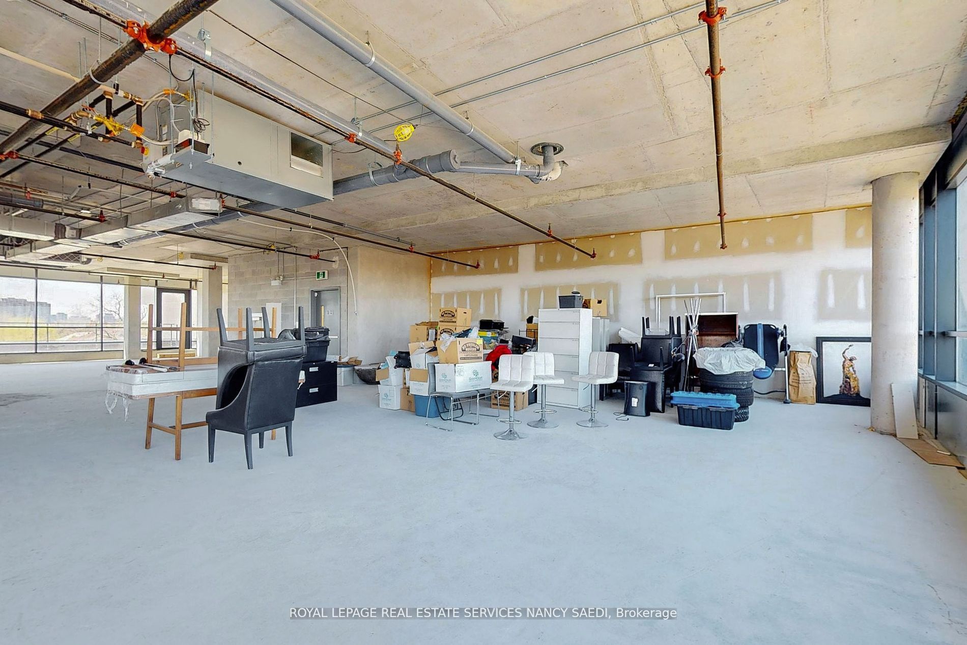 #4th Flr - 1912 Avenue Road Property Photo 10
