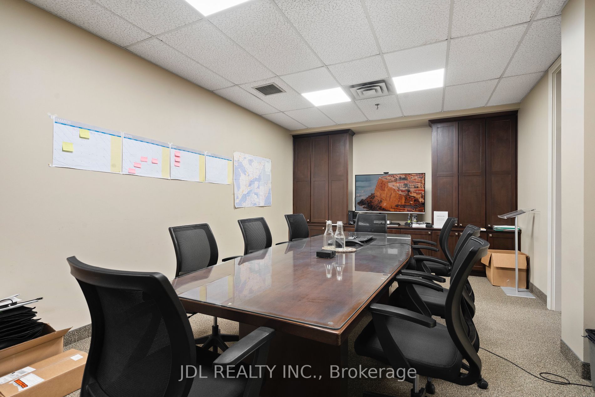 20 Upjohn Rd Property Photo 7