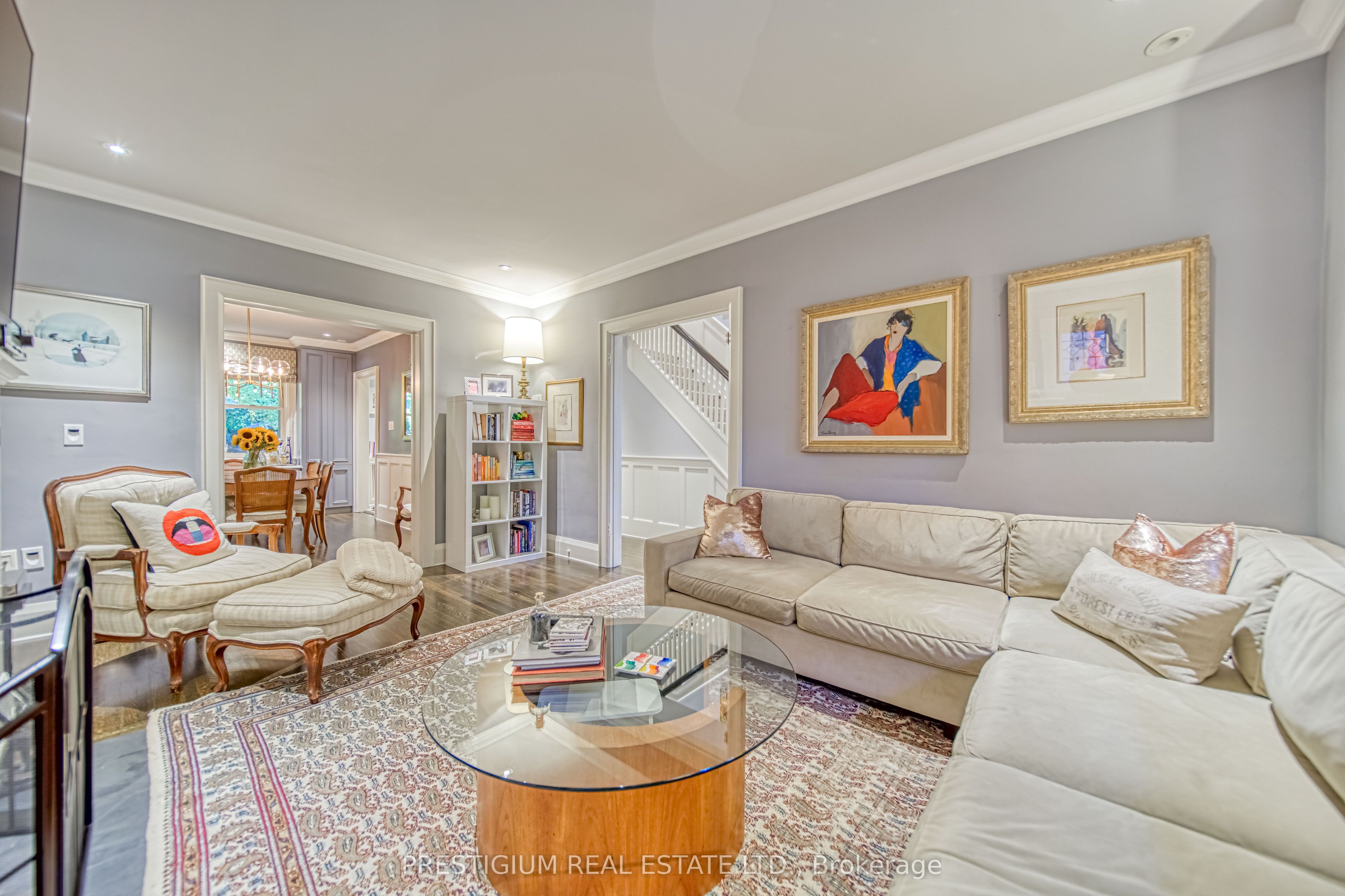428 Castlefield Avenue Property Photo 7