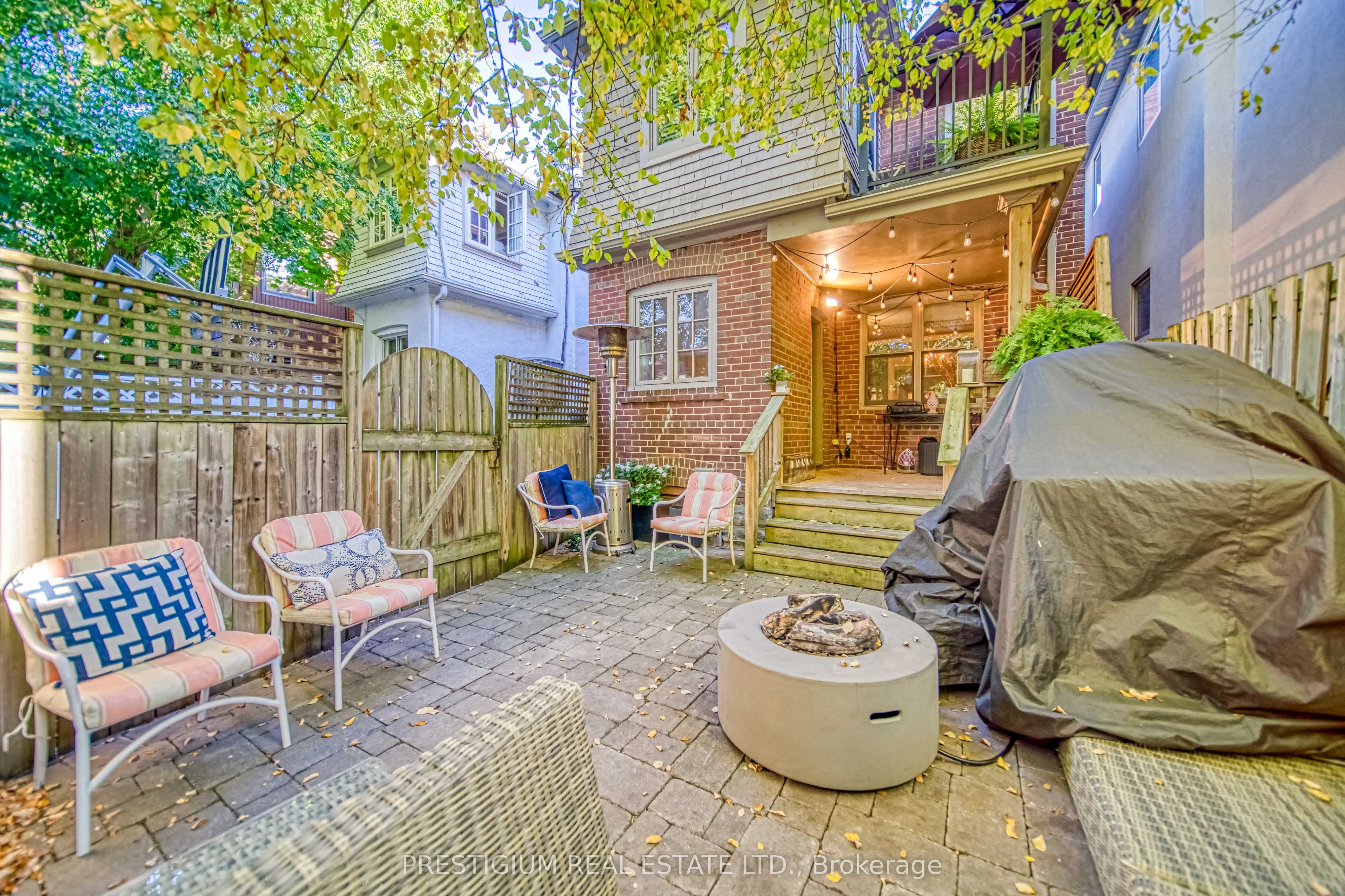 428 Castlefield Avenue Property Photo 29