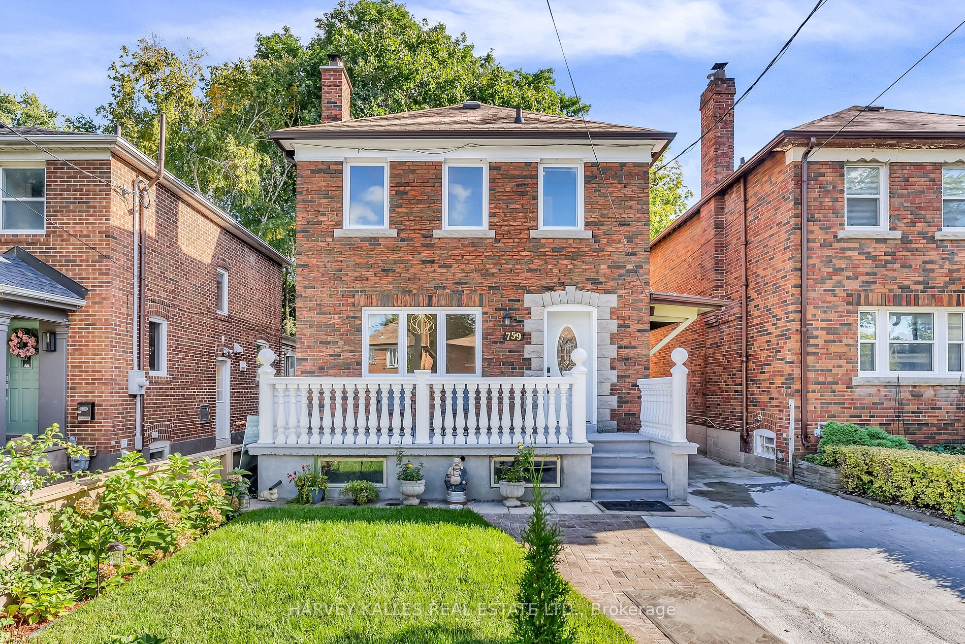 759 Eglinton Ave E Property Photo