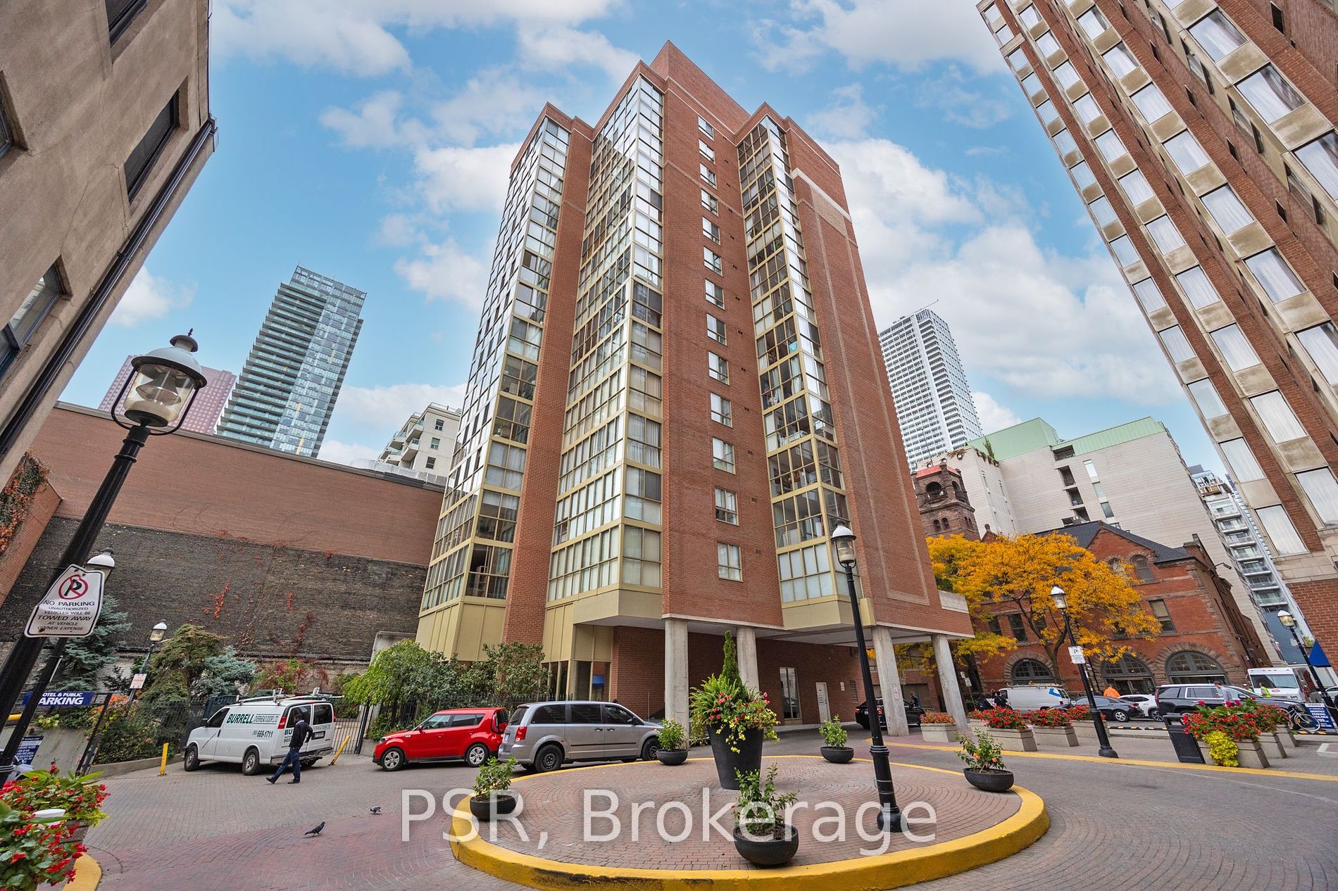 95 Lombard St 05 Property Photo 1