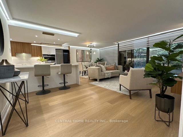 3900 Yonge St 7 Property Photo