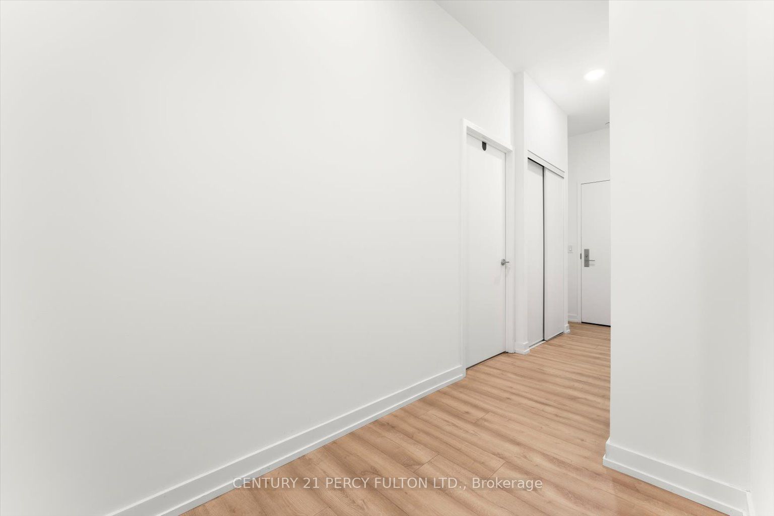 #708 - 135 East Liberty Street Property Photo 6