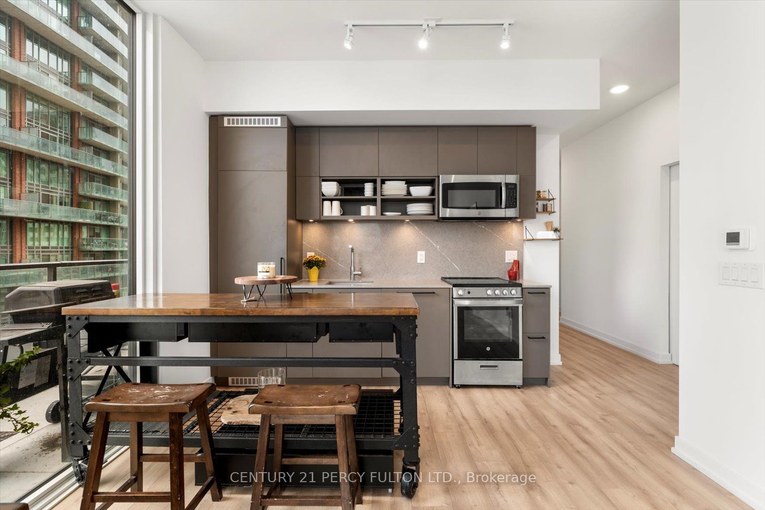 #708 - 135 East Liberty Street Property Photo 21