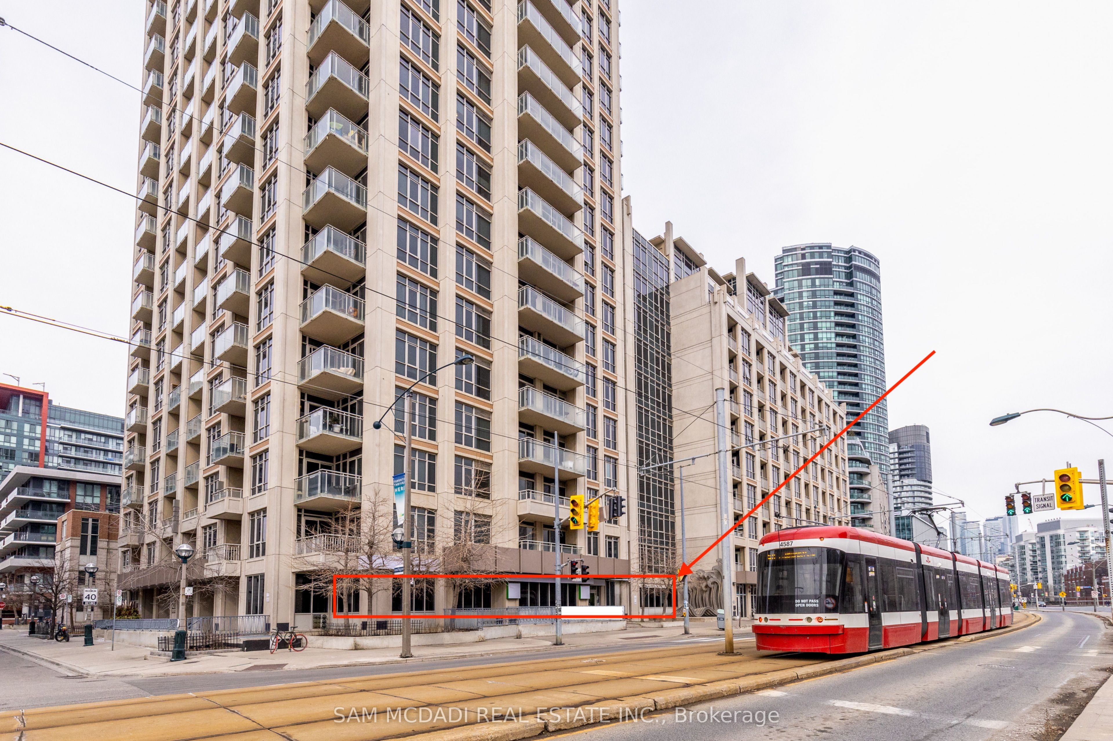 #112 - 614 Fleet Street Property Photo 8