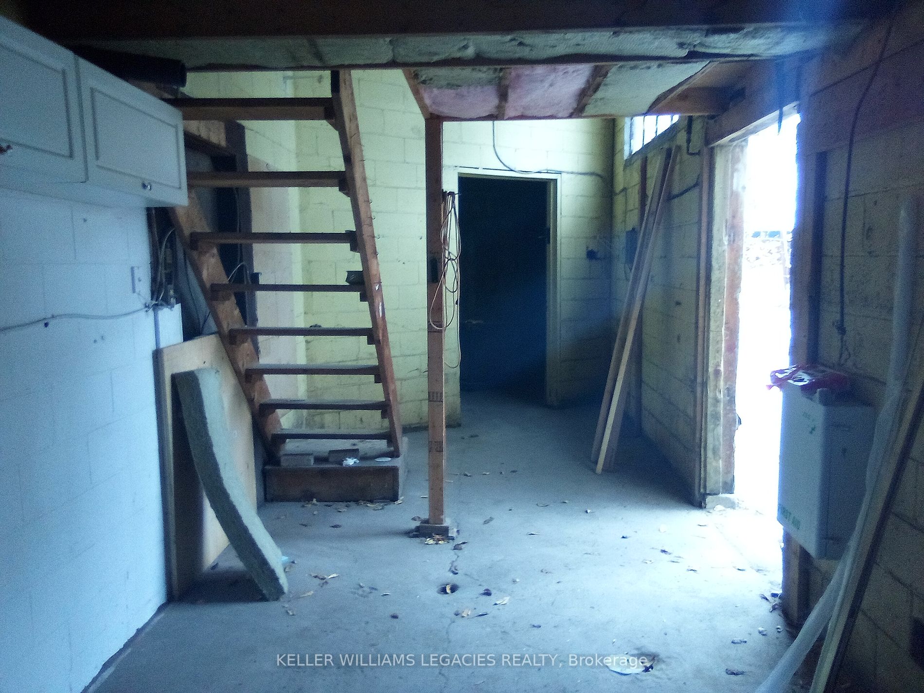 30 Canvarco Rd Property Photo 4