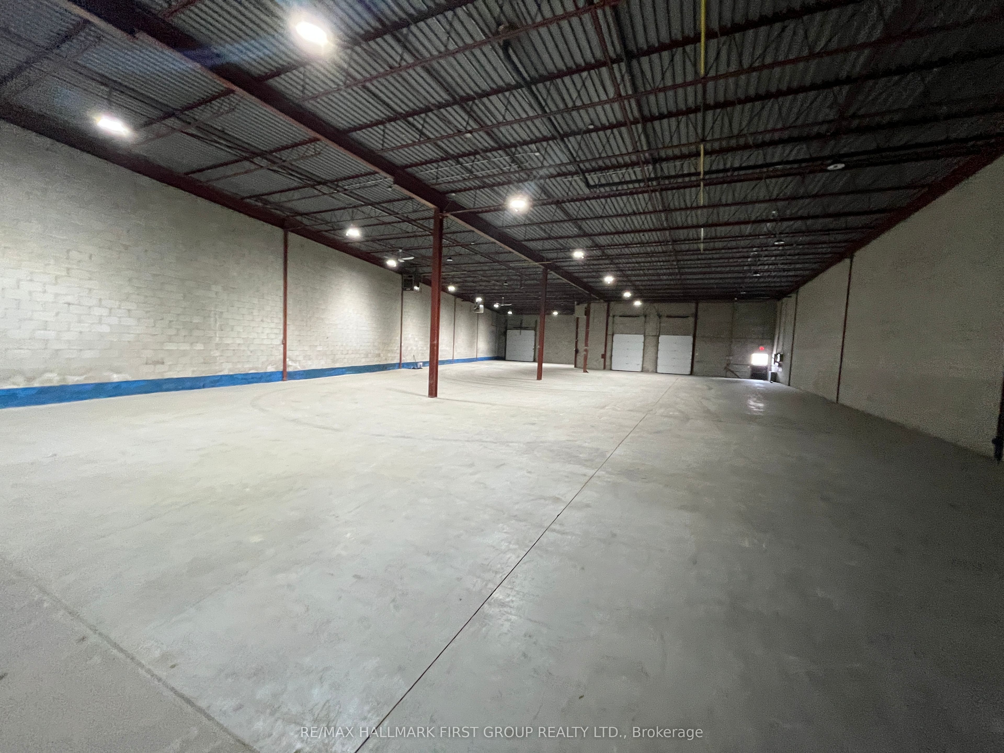 #17 - 1410 Bayly Street Property Photo 8