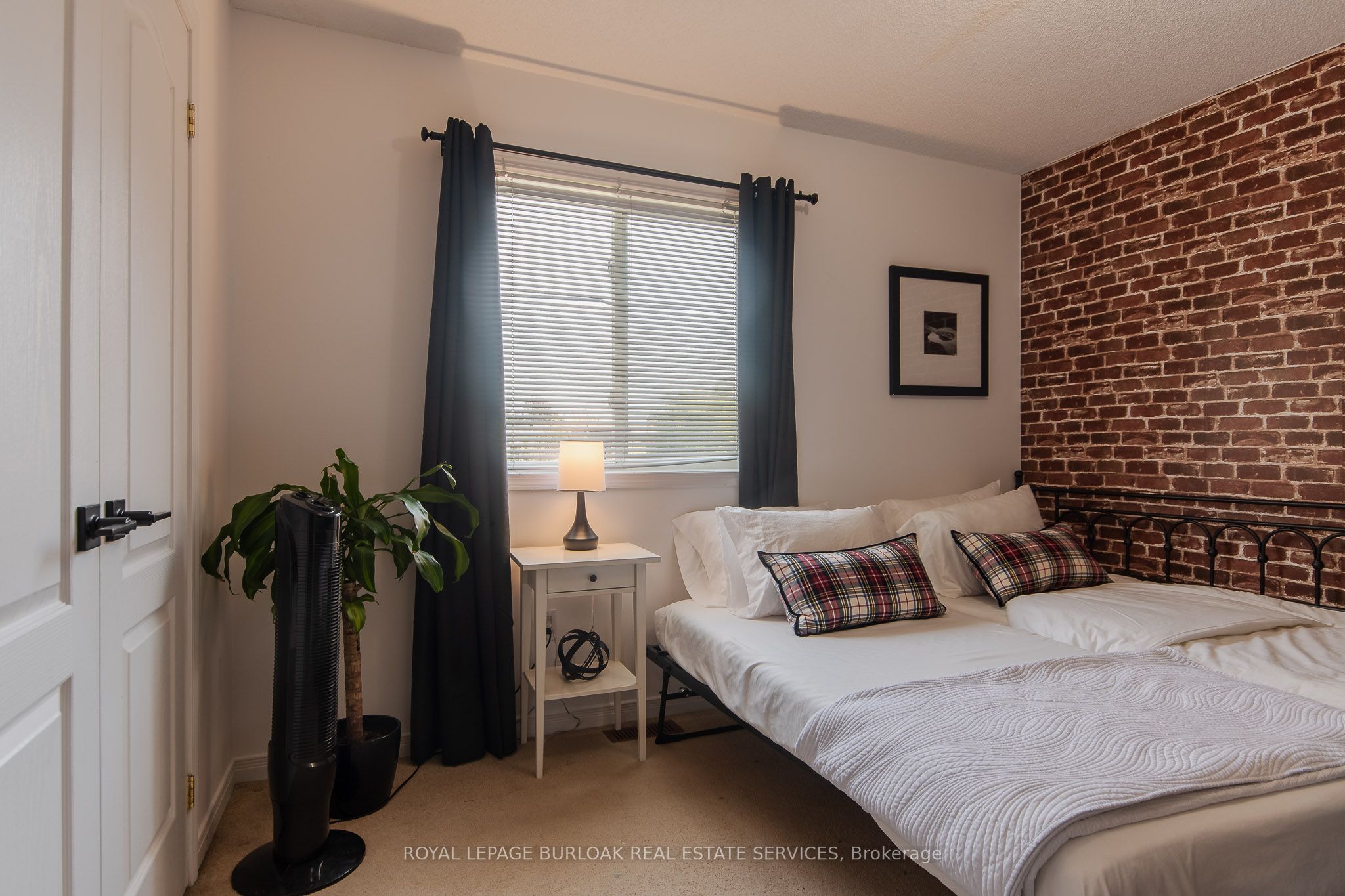 7 Trent Avenue Property Photo 5