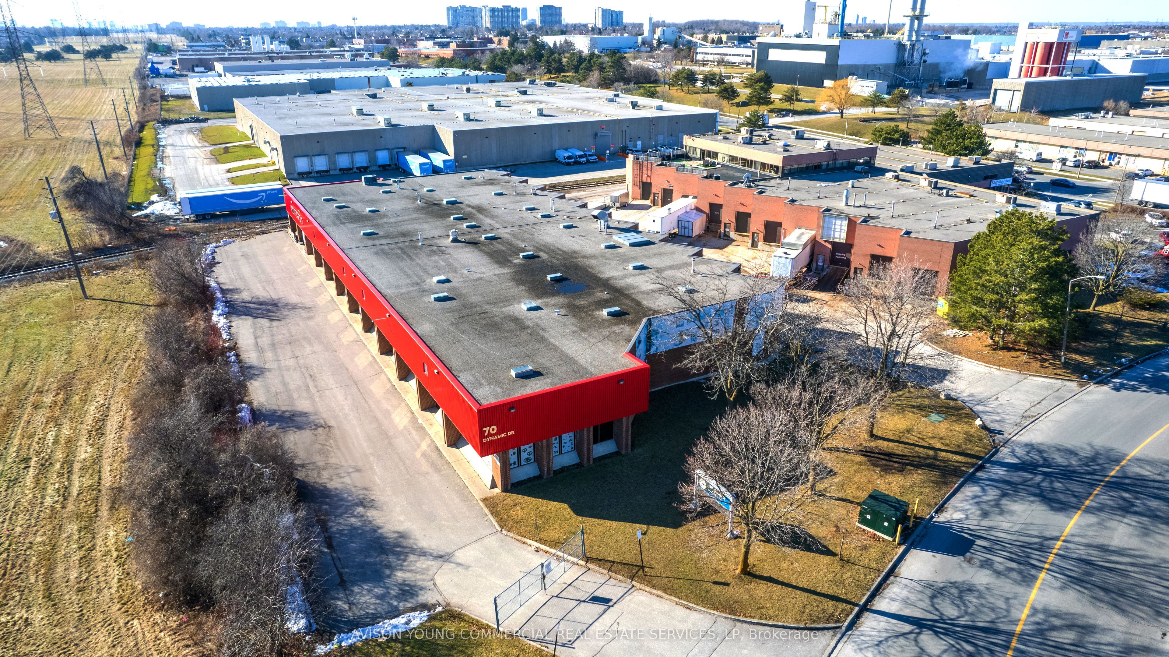 70 Dynamic Drive Property Photo