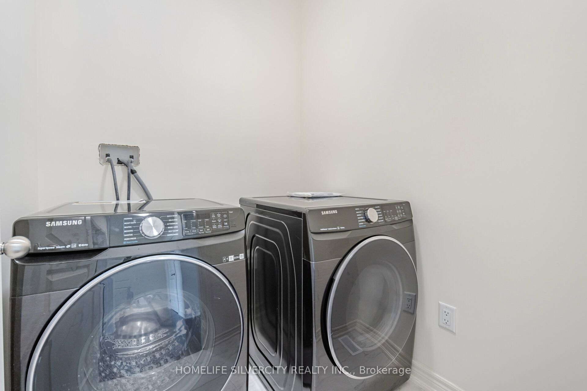 24 Dumaine Street Property Photo 34