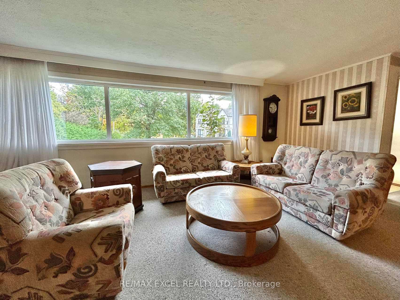 106 Cedar Brae Boulevard Property Photo 11
