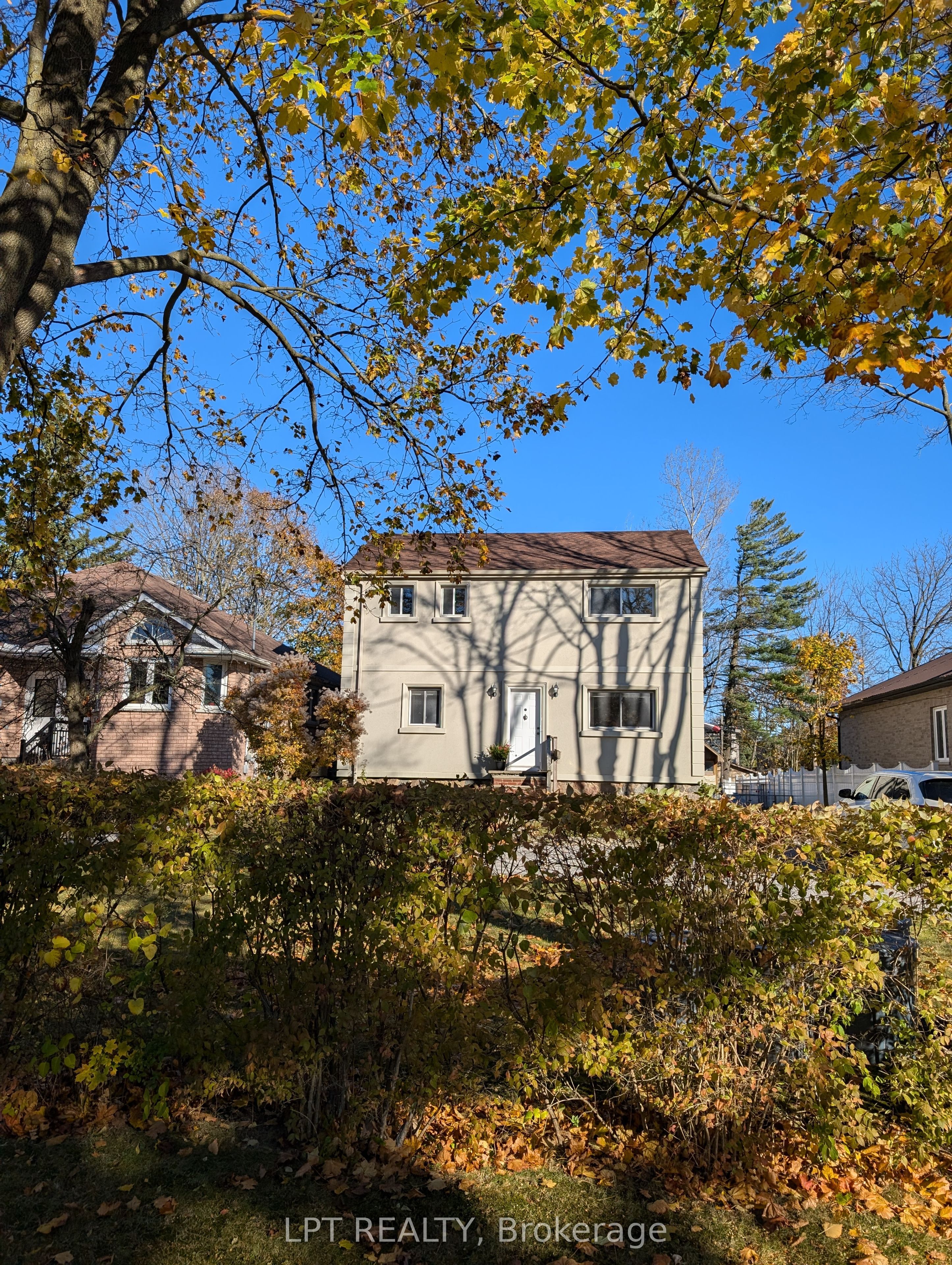 #main - 9 Atkinson Avenue Property Photo 12