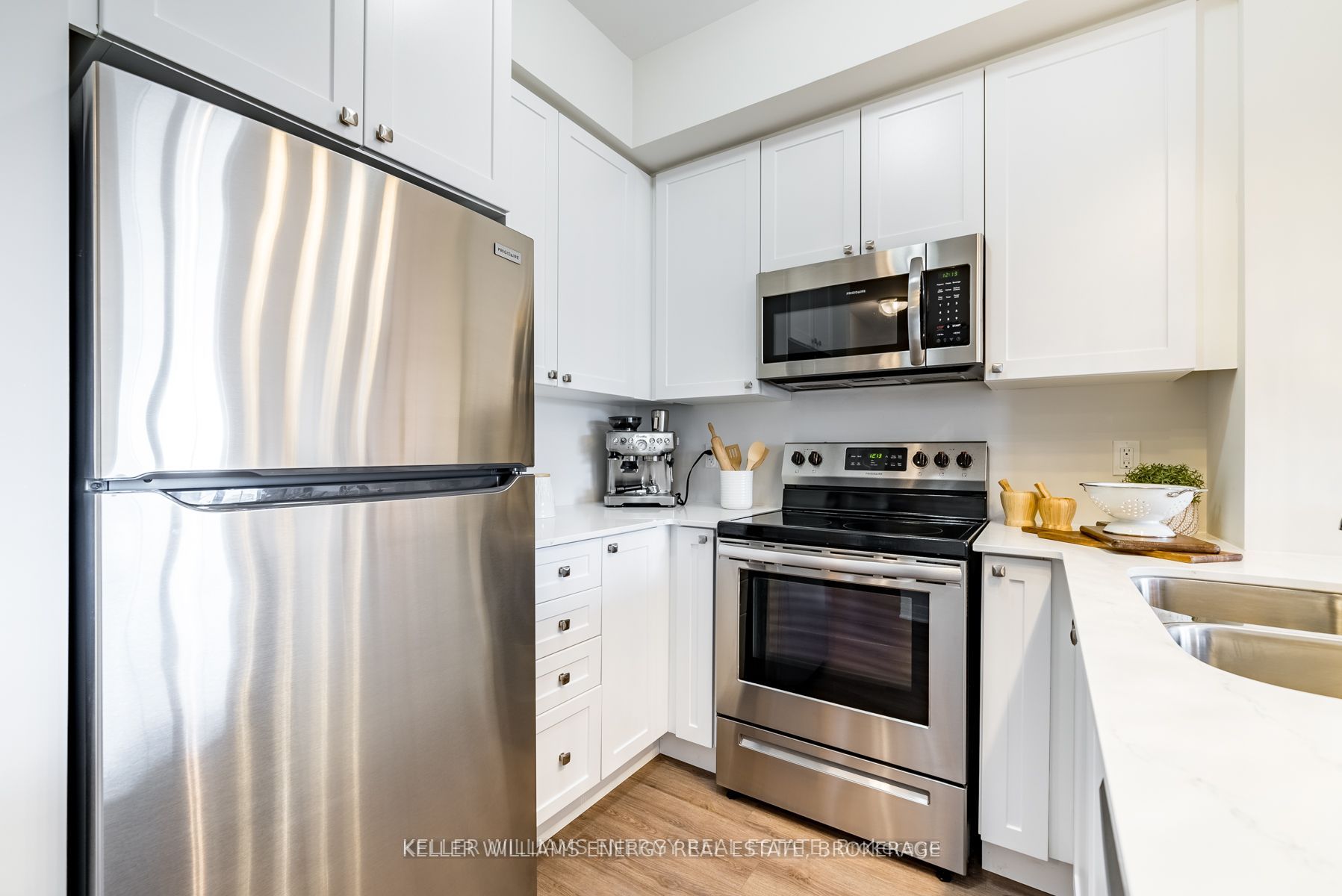 #412 - 65 Shipway Avenue Property Photo 7