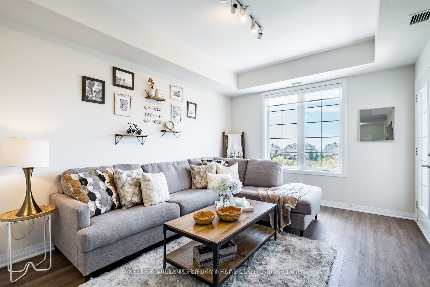 #412 - 65 Shipway Avenue Property Photo 10