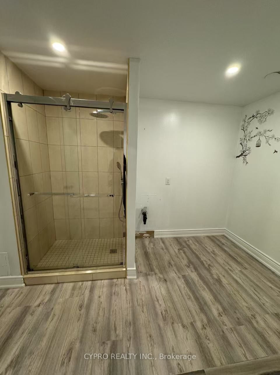 4246 Sheppard Avenue Property Photo 8