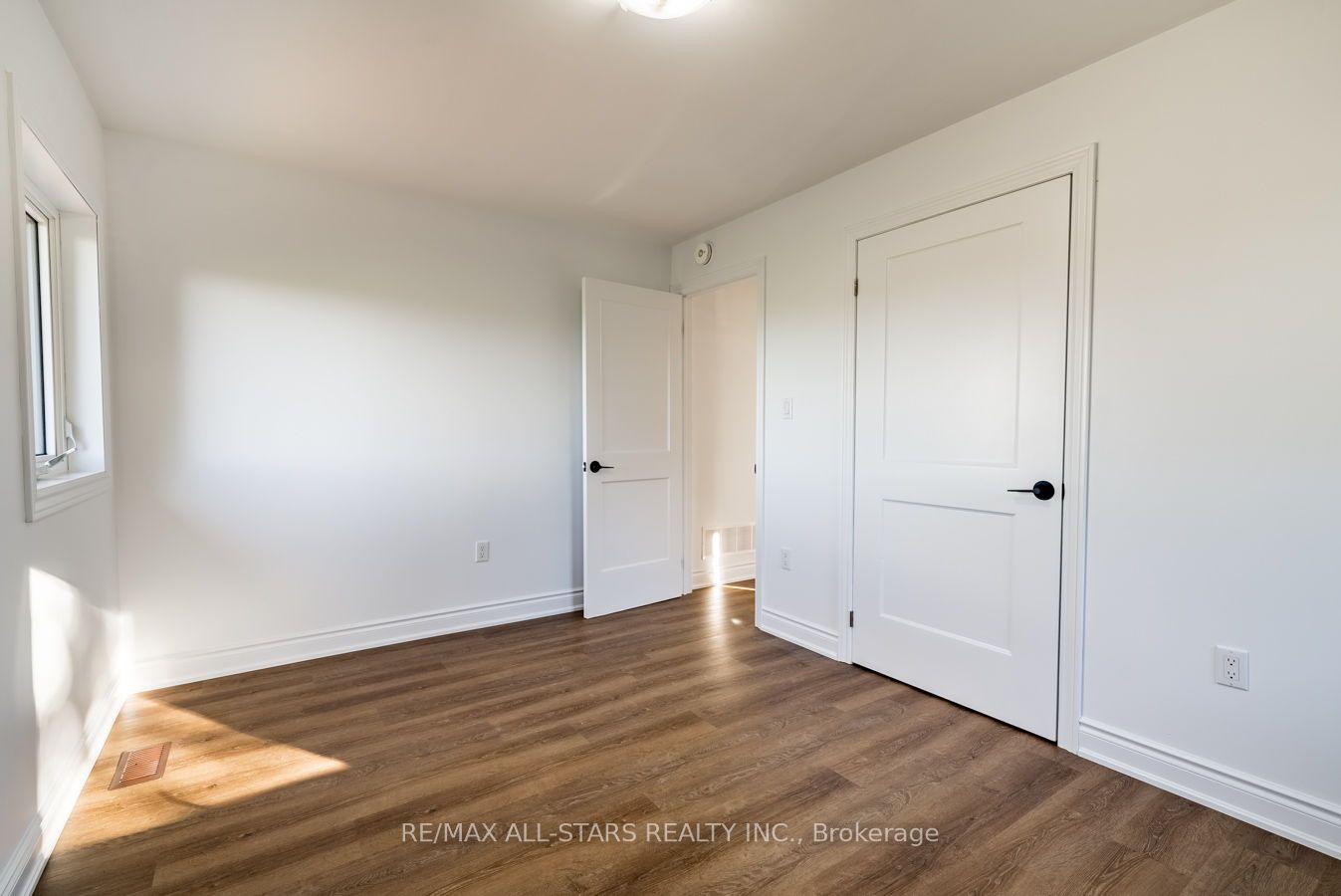 21250 Highway 12 Property Photo 15