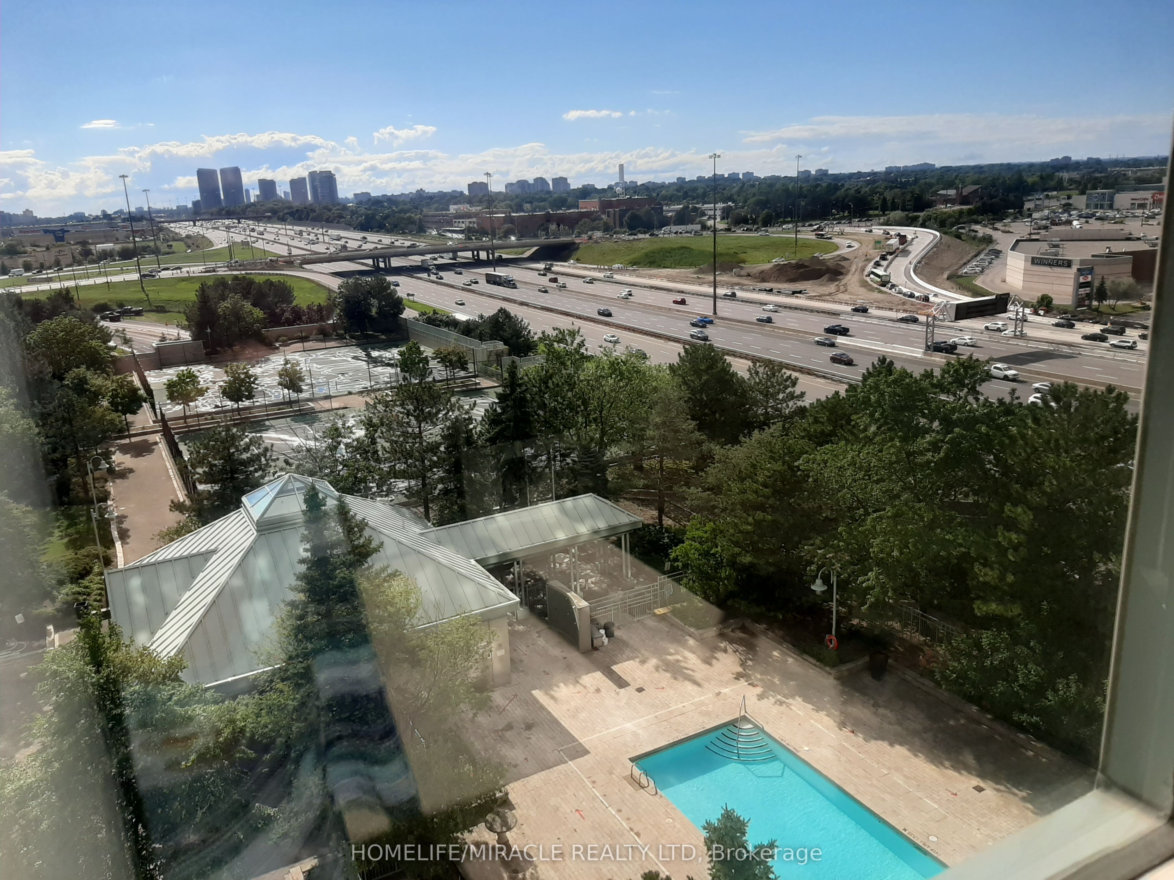 #1010 - 88 Corporate Drive Property Photo 16