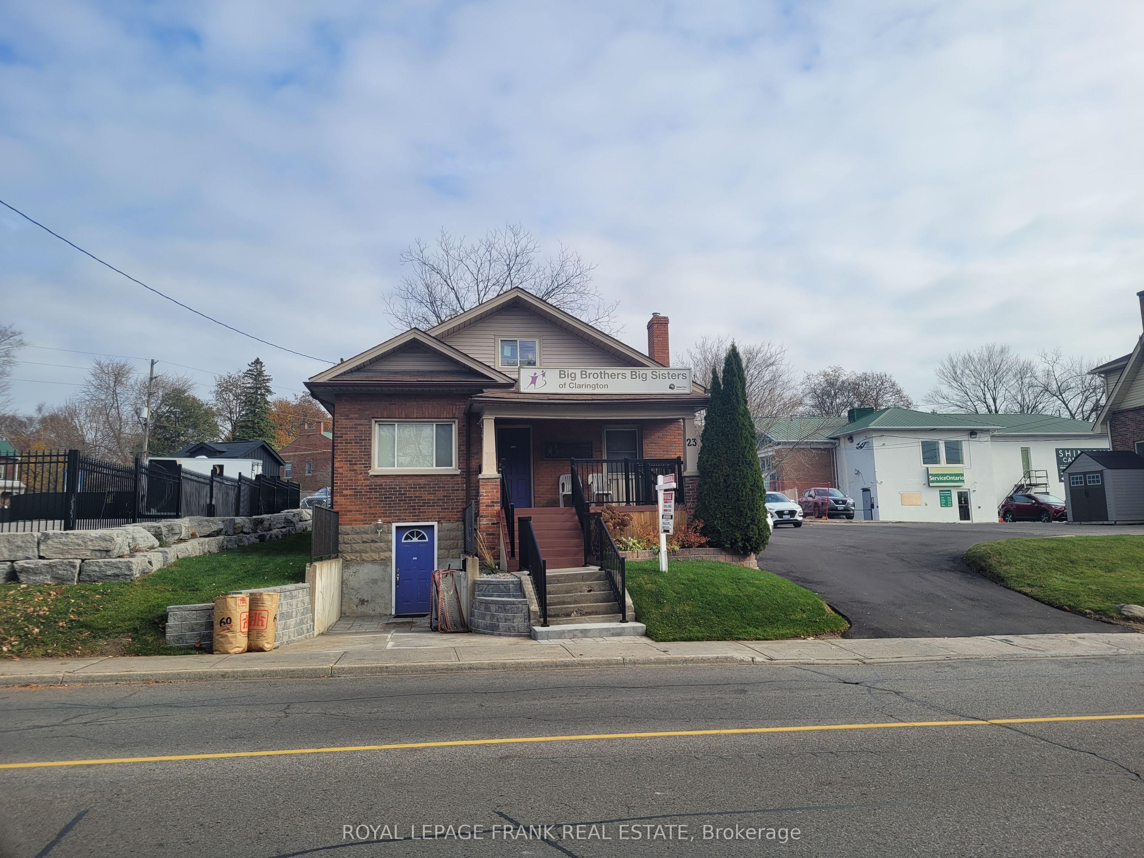 23 Scugog Street Property Photo 1