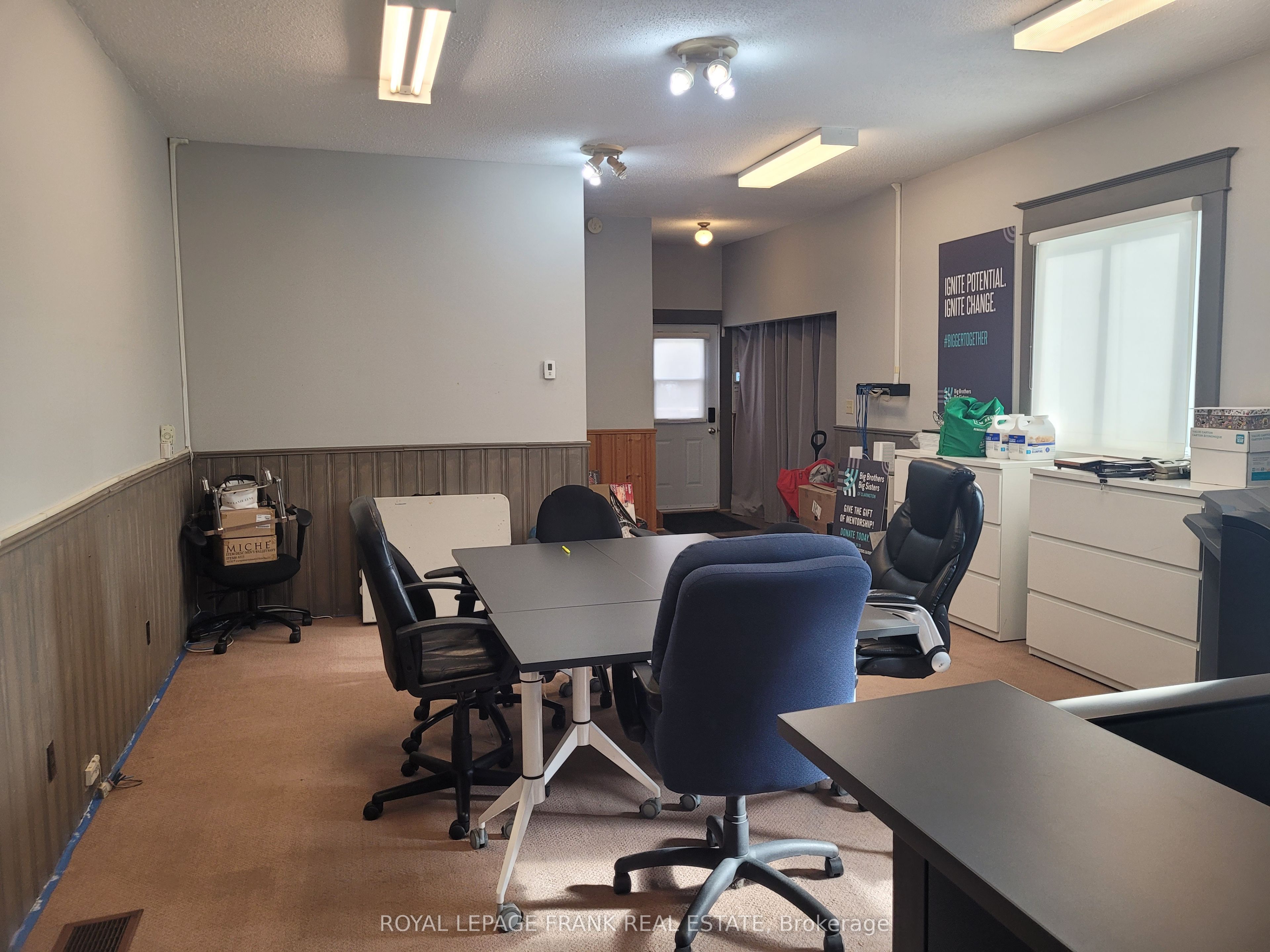 23 Scugog Street Property Photo 12