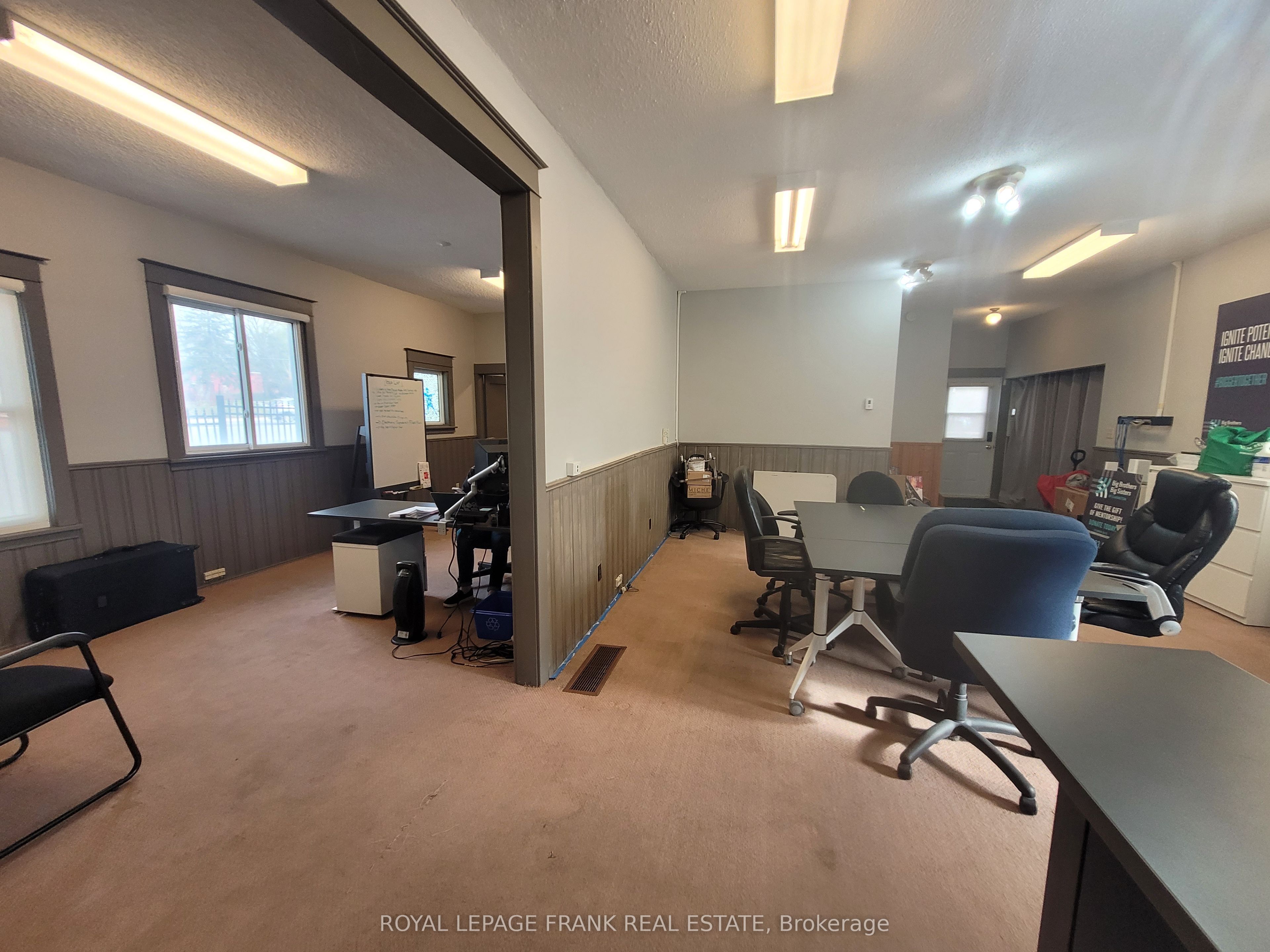 23 Scugog Street Property Photo 13