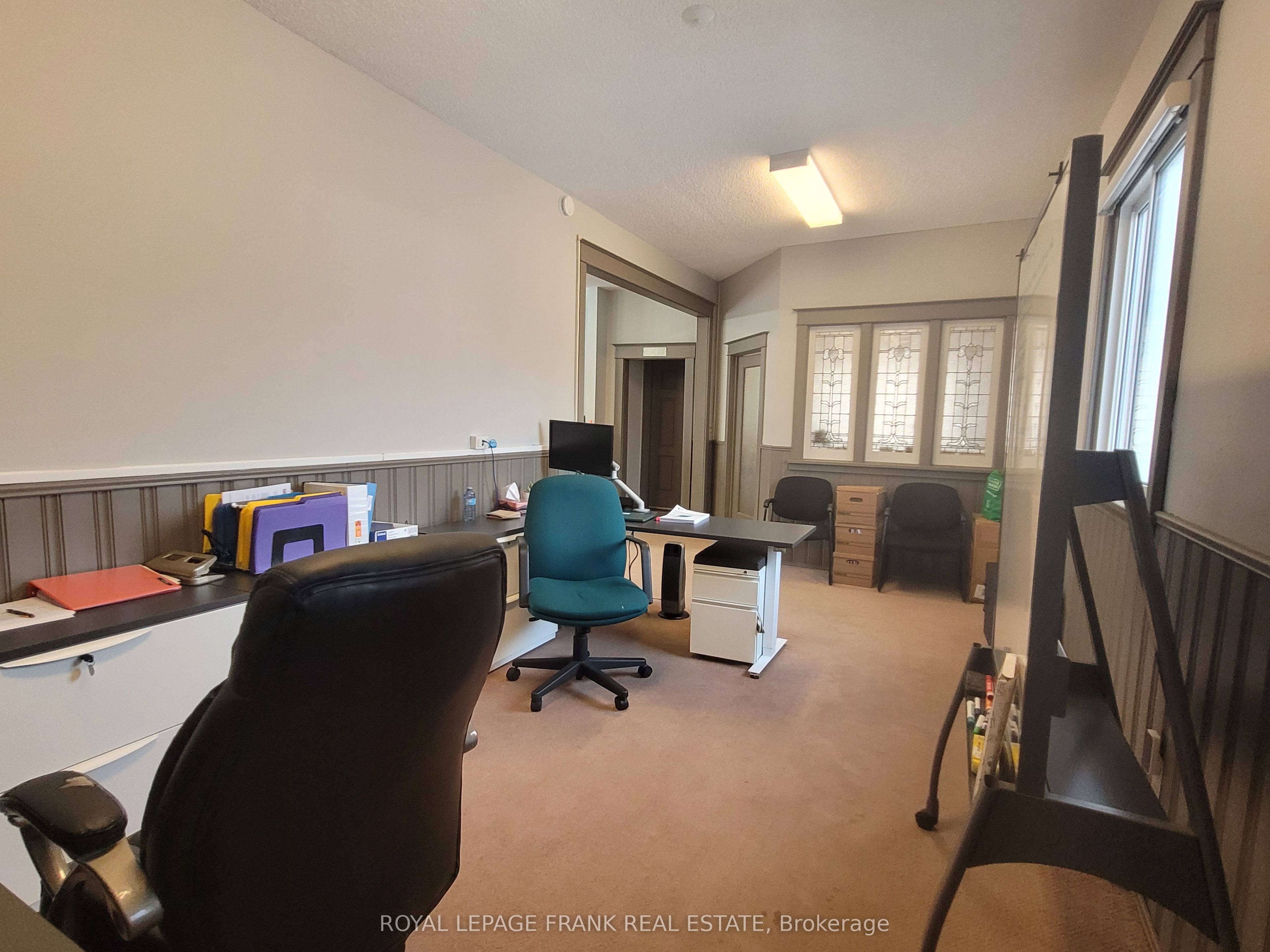 23 Scugog Street Property Photo 14
