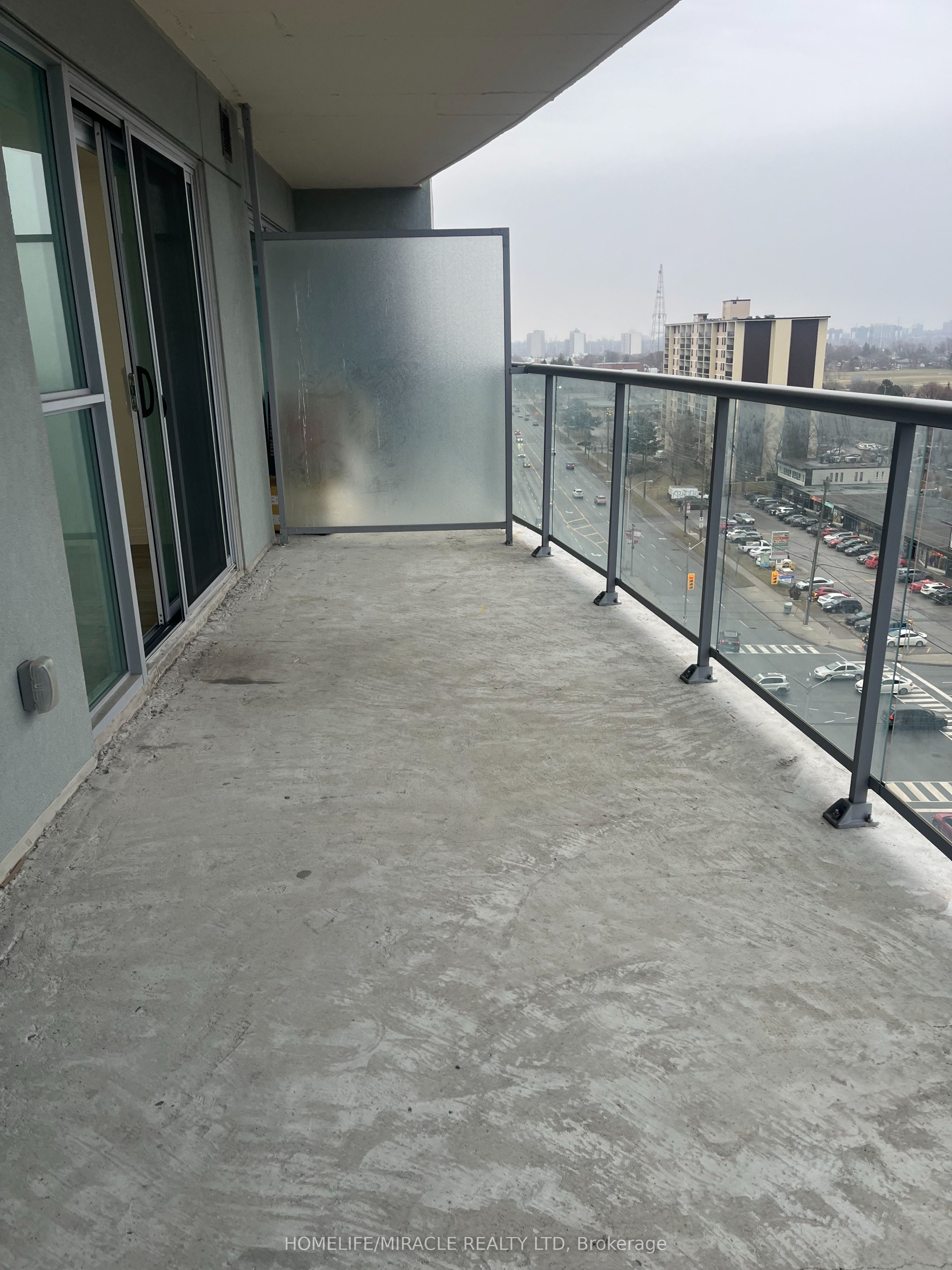 #1105 - 2152 Lawrence Avenue Property Photo 13