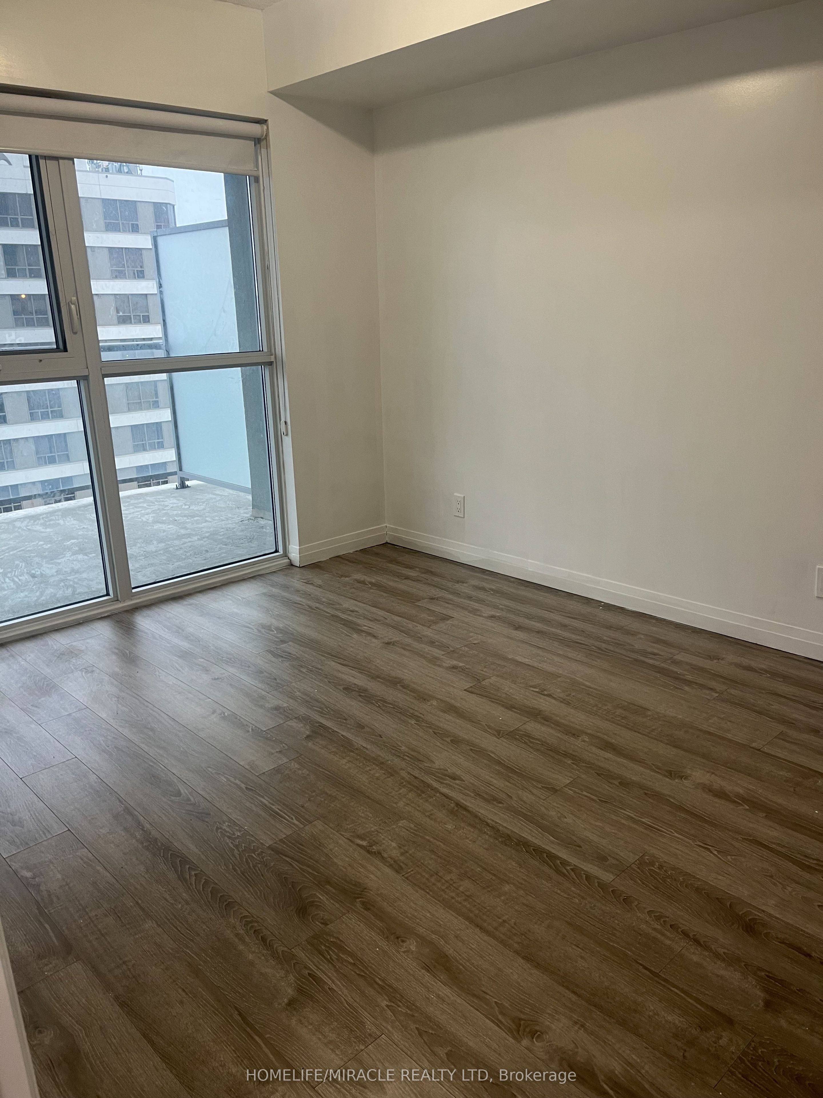 #1105 - 2152 Lawrence Avenue Property Photo 15