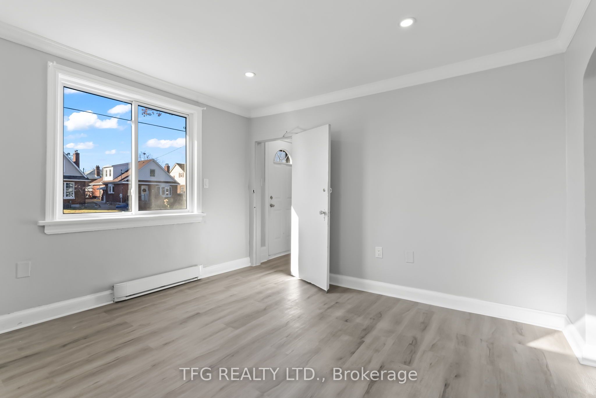 73 Central Park Boulevard Property Photo 3