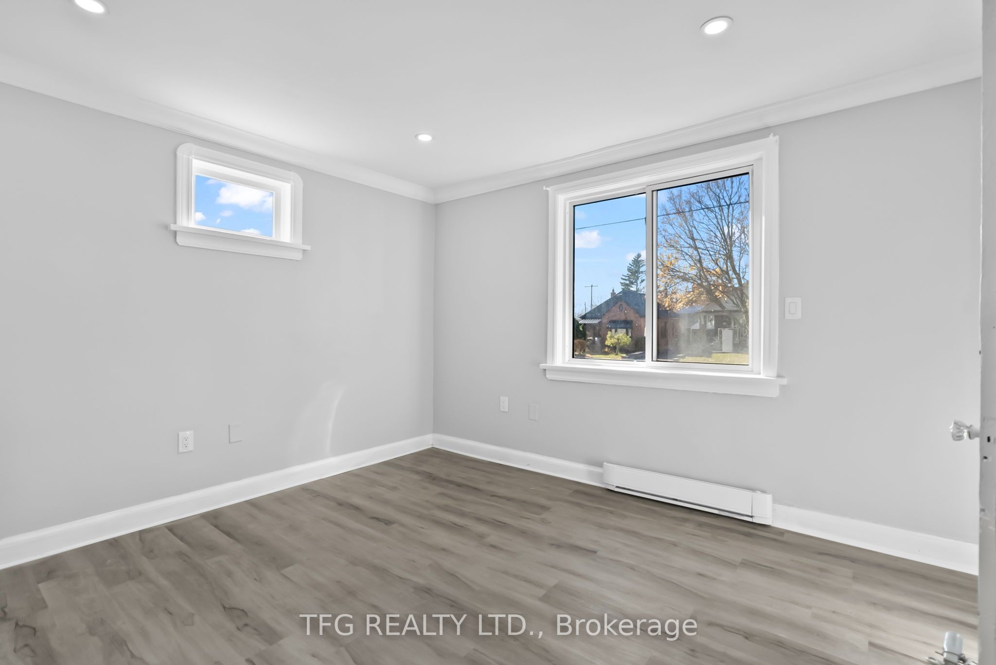 73 Central Park Boulevard Property Photo 4