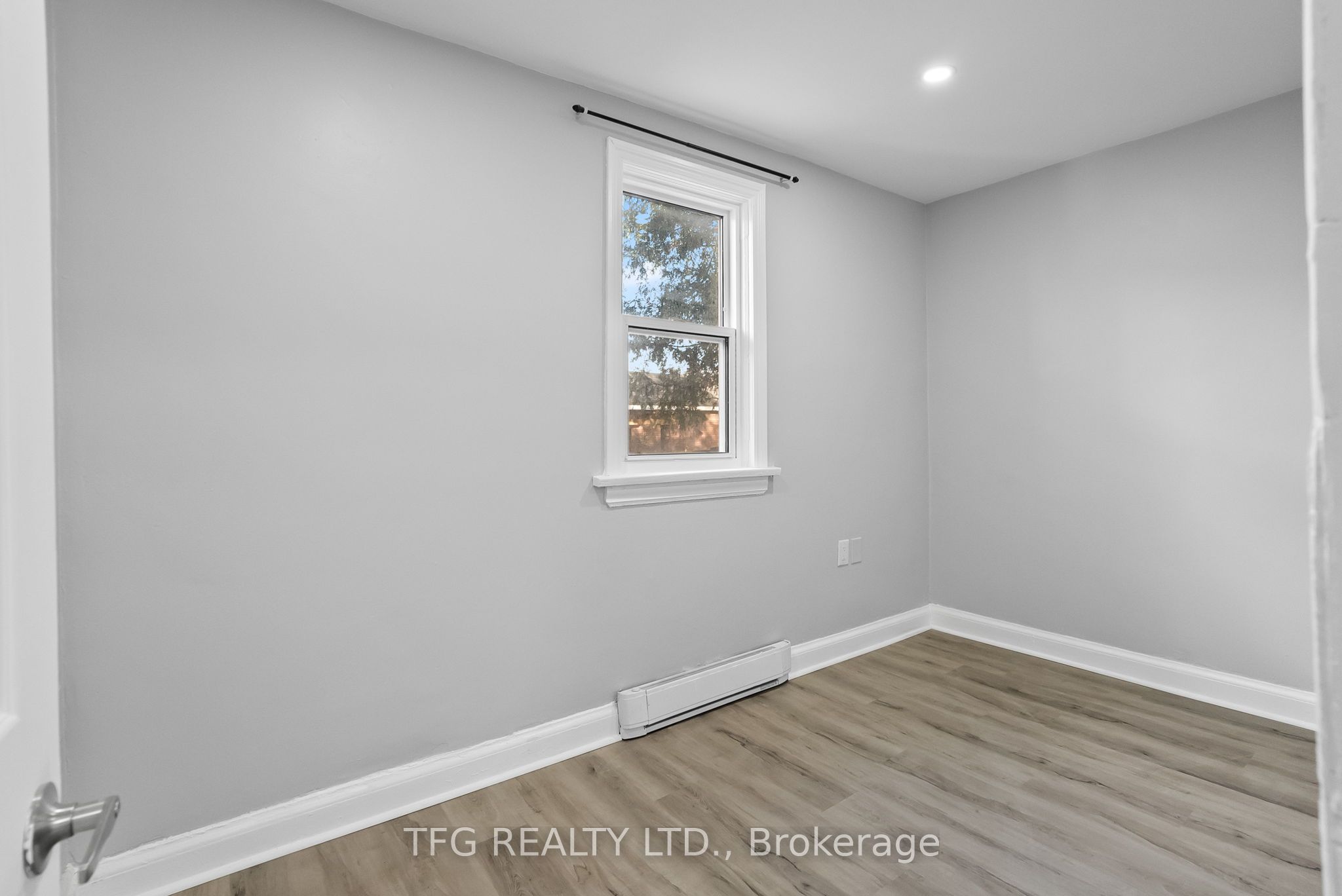 73 Central Park Boulevard Property Photo 18