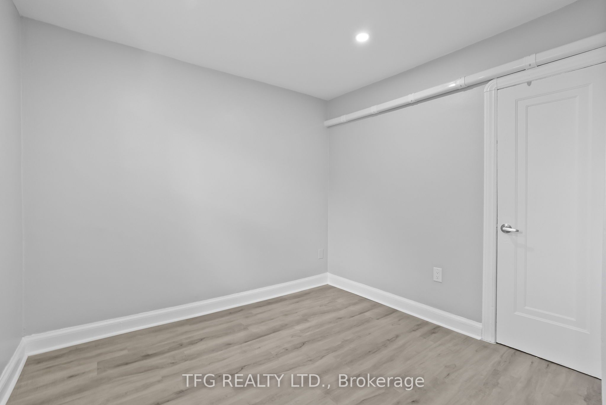 73 Central Park Boulevard Property Photo 19