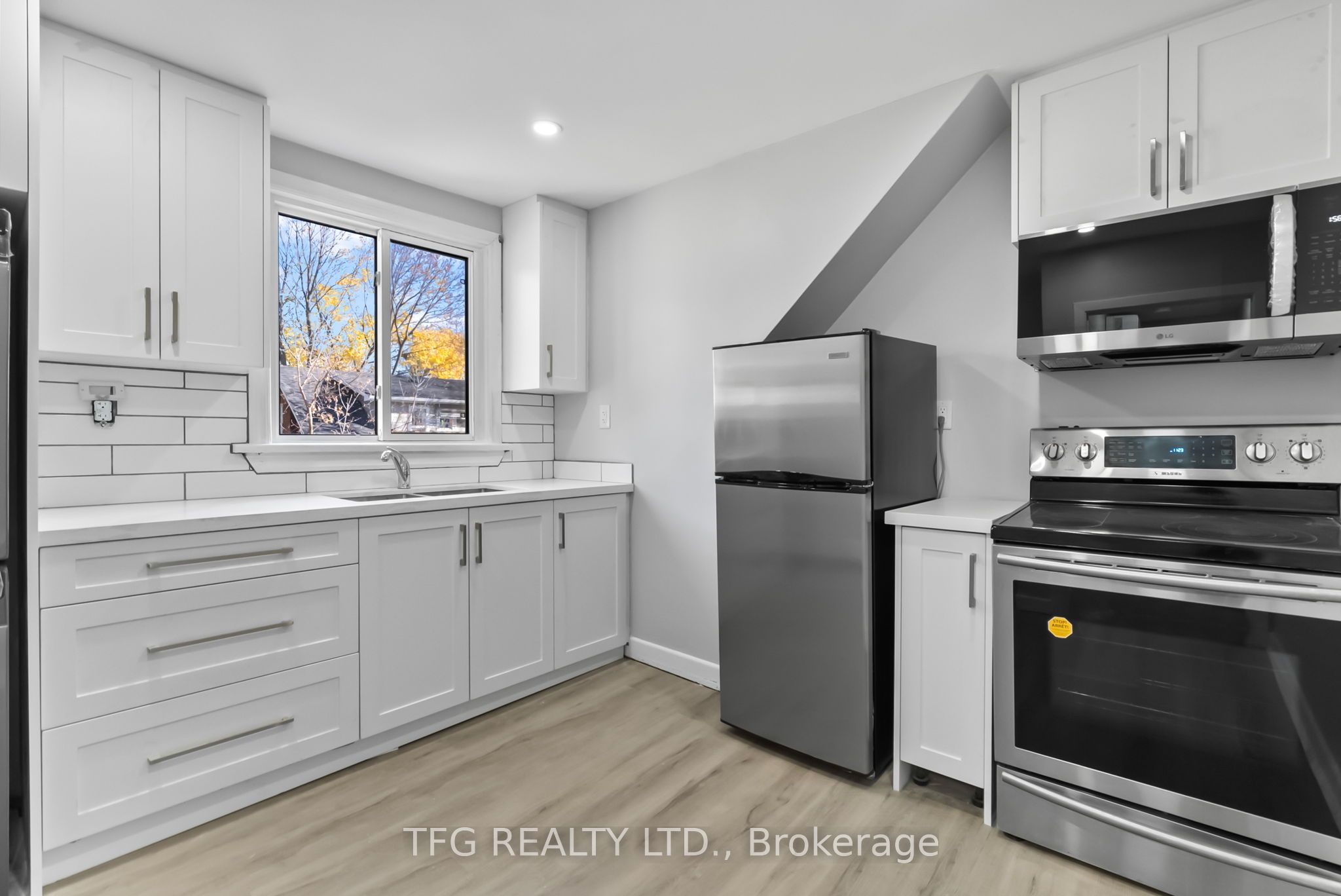 73 Central Park Boulevard Property Photo 20