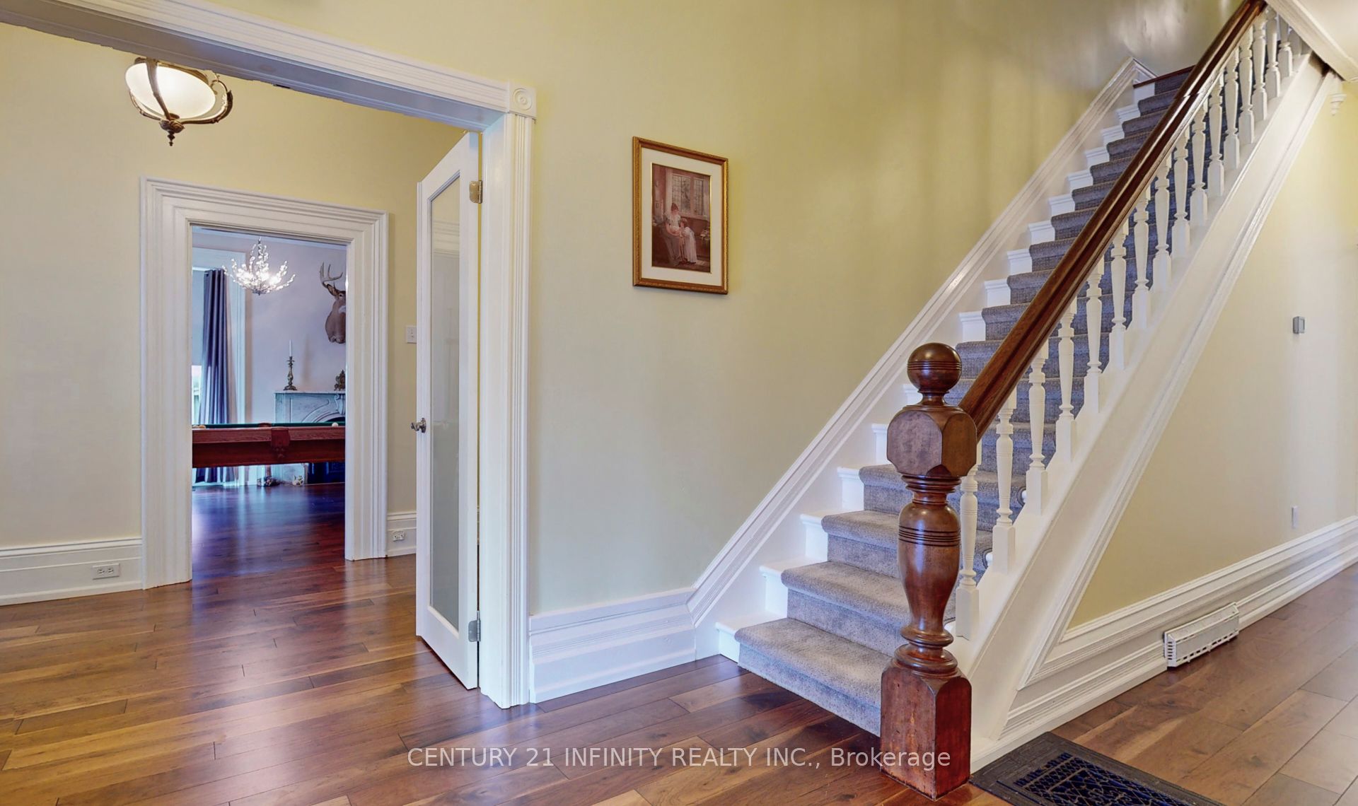 98 Church Street Property Photo 8