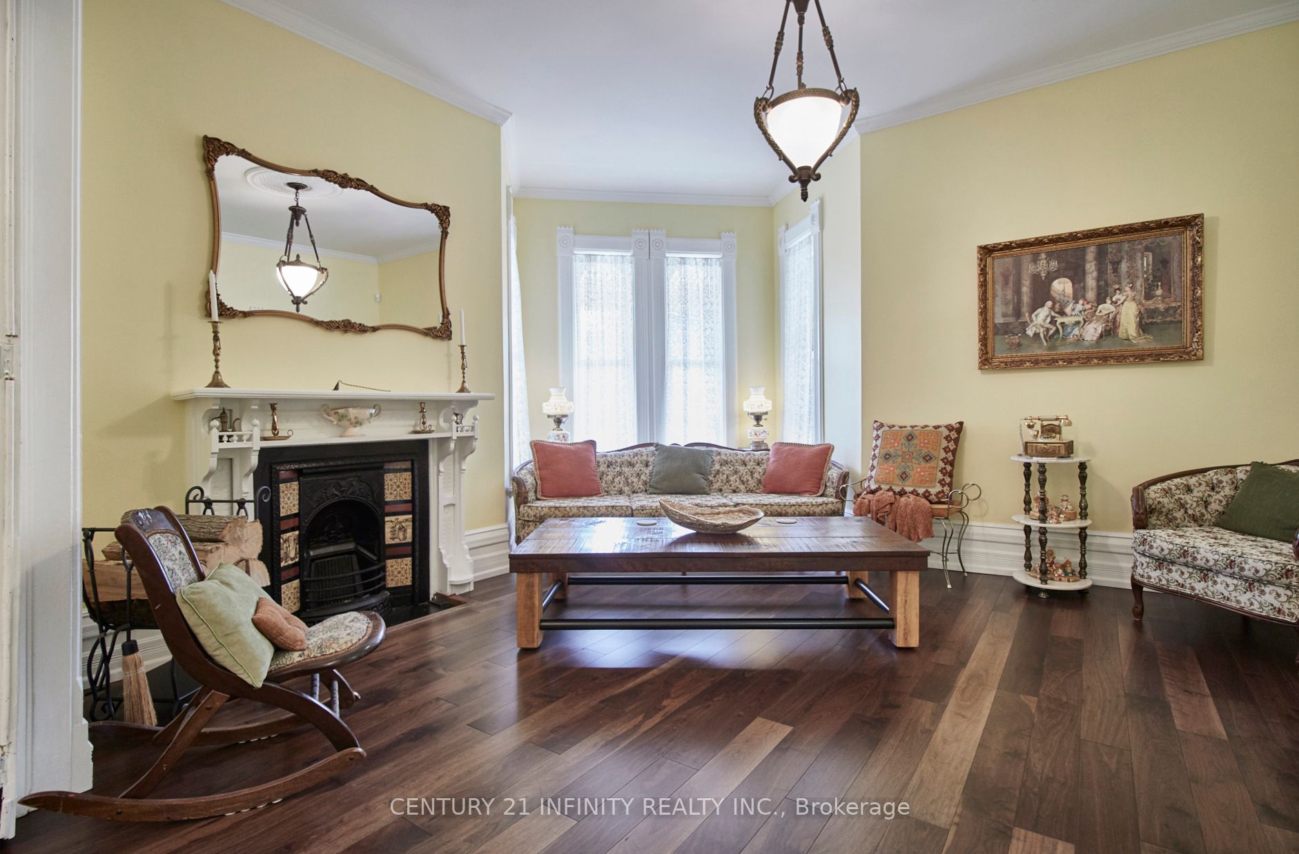 98 Church Street Property Photo 14