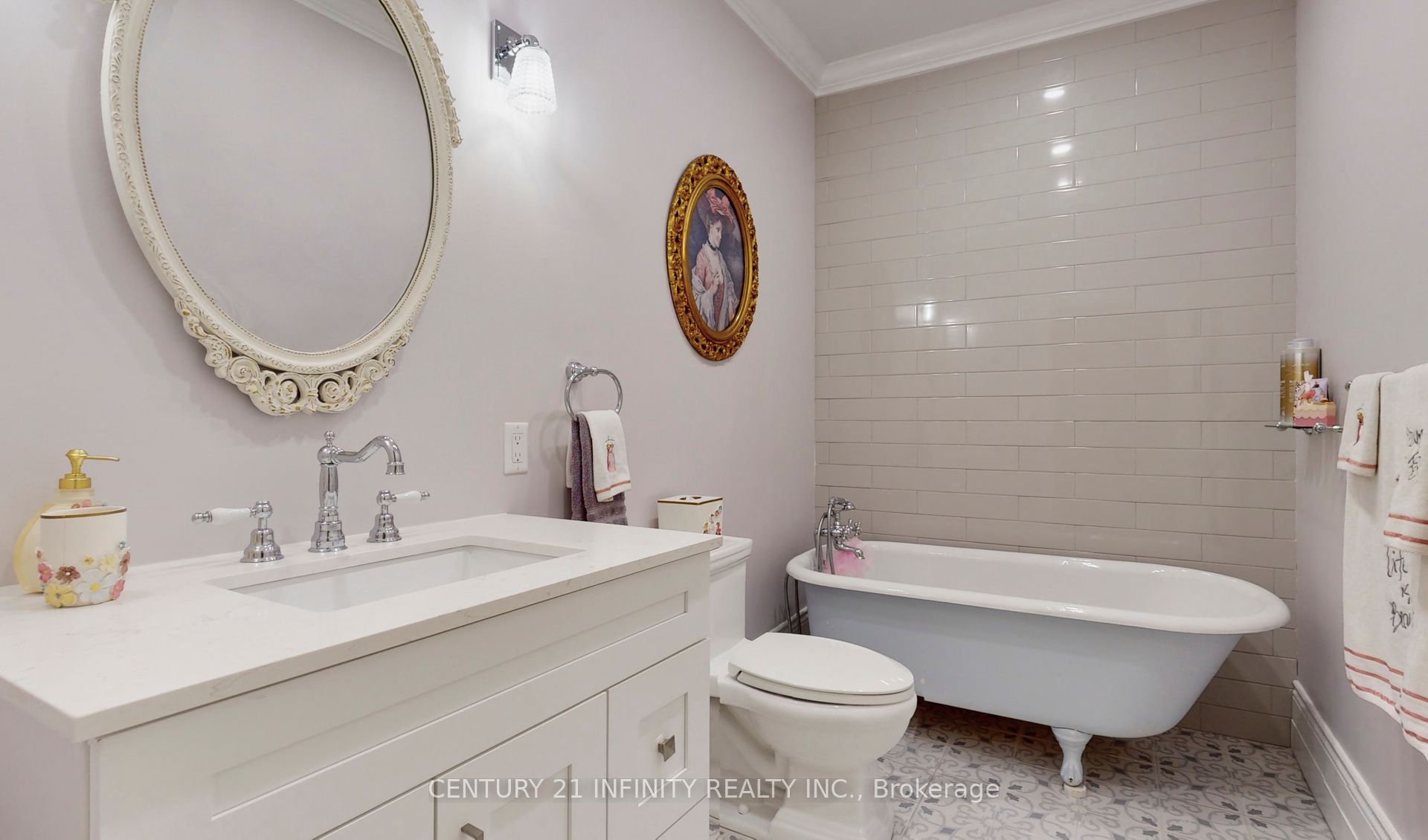 98 Church Street Property Photo 28
