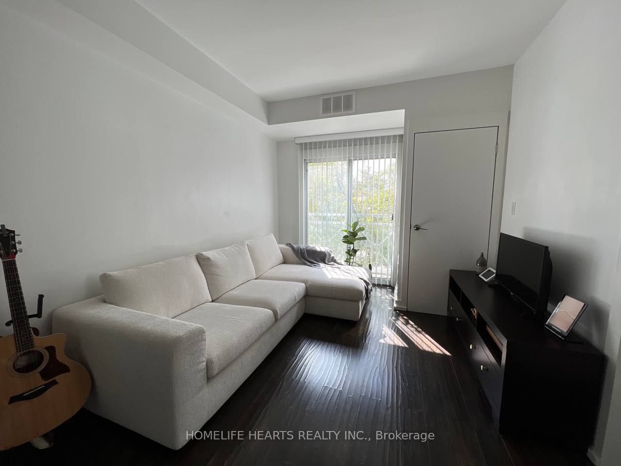 #113 - 2351 Kennedy Road Property Photo 10
