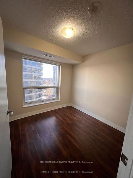 #2418 - 135 Village Green Square Property Photo 7