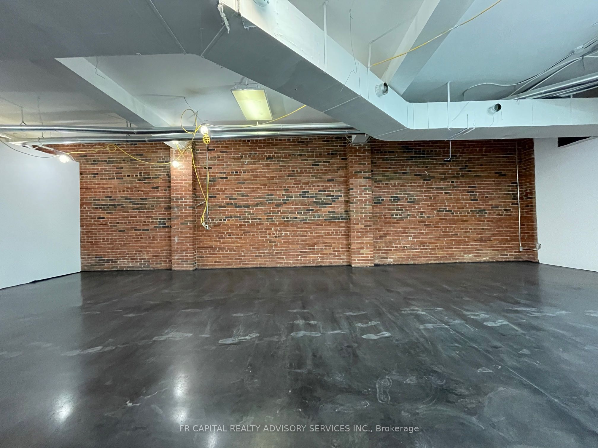 #101 - 909 Queen Street Property Photo 7