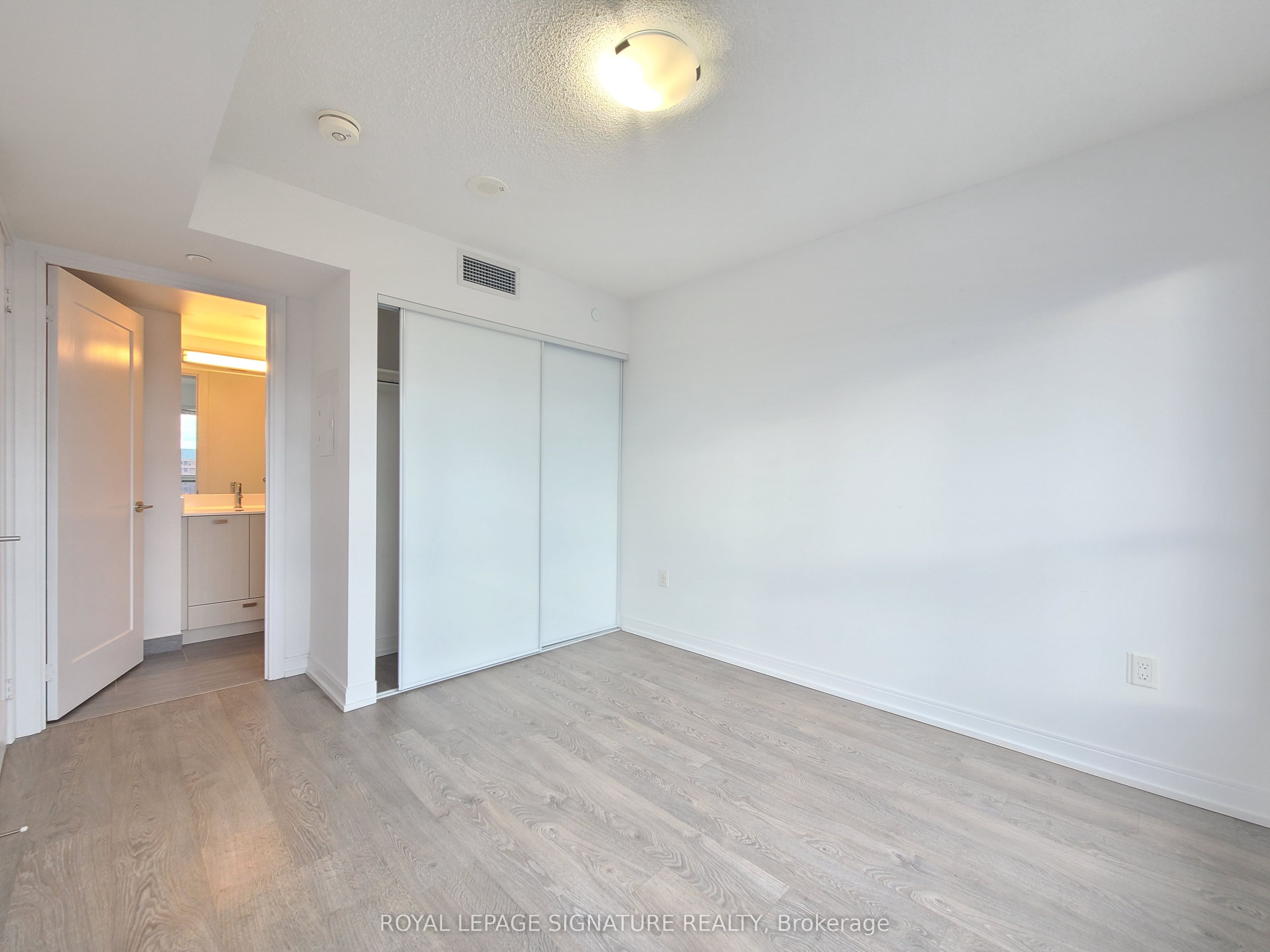 #1223 - 275 Village Green Square Property Photo 12