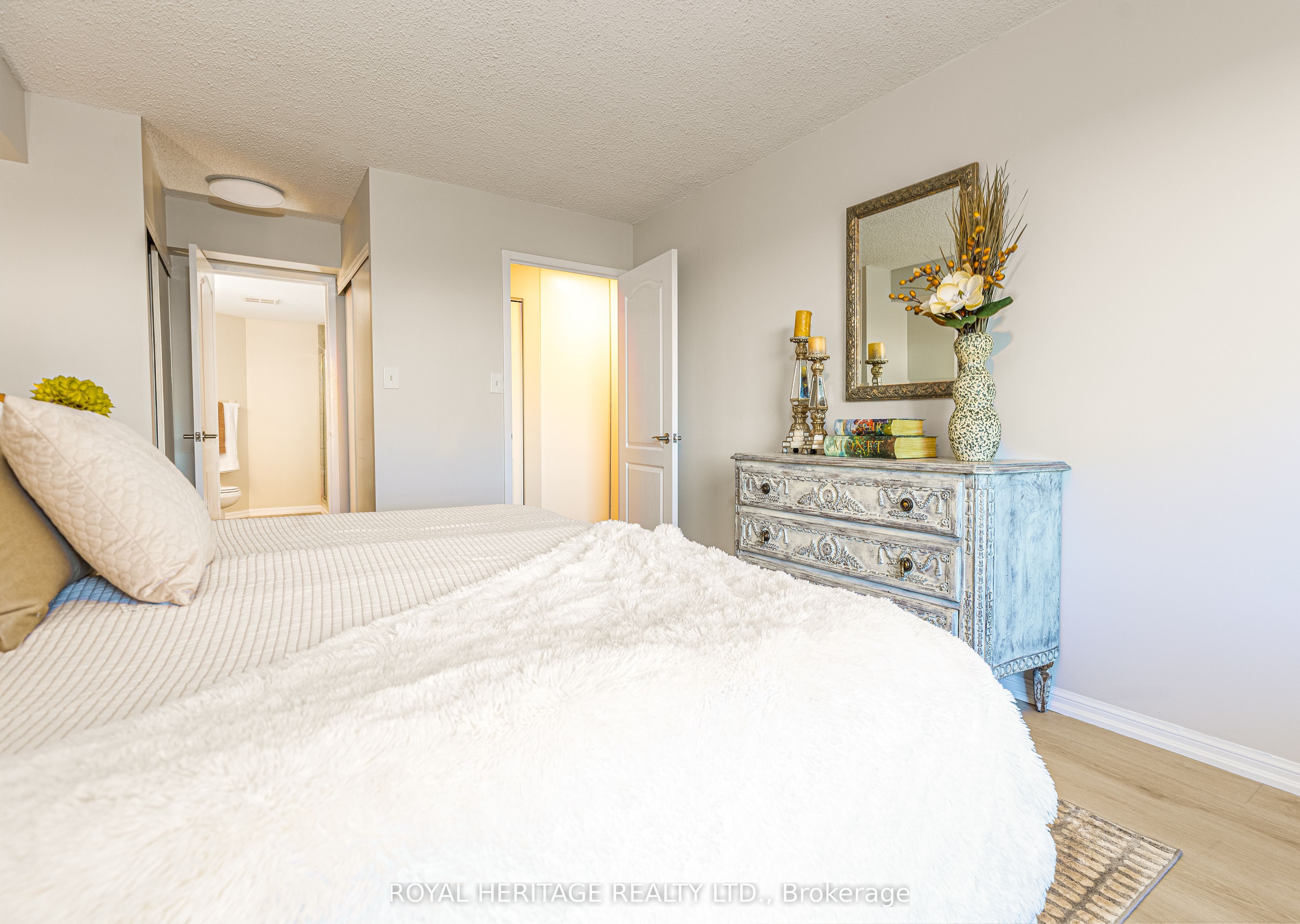 #501 - 712 Rossland Road Property Photo 26
