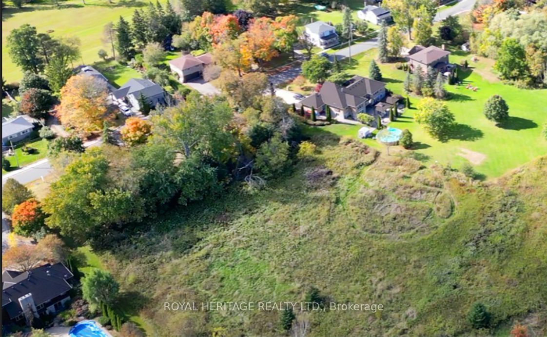 77 King Lane Property Photo 8