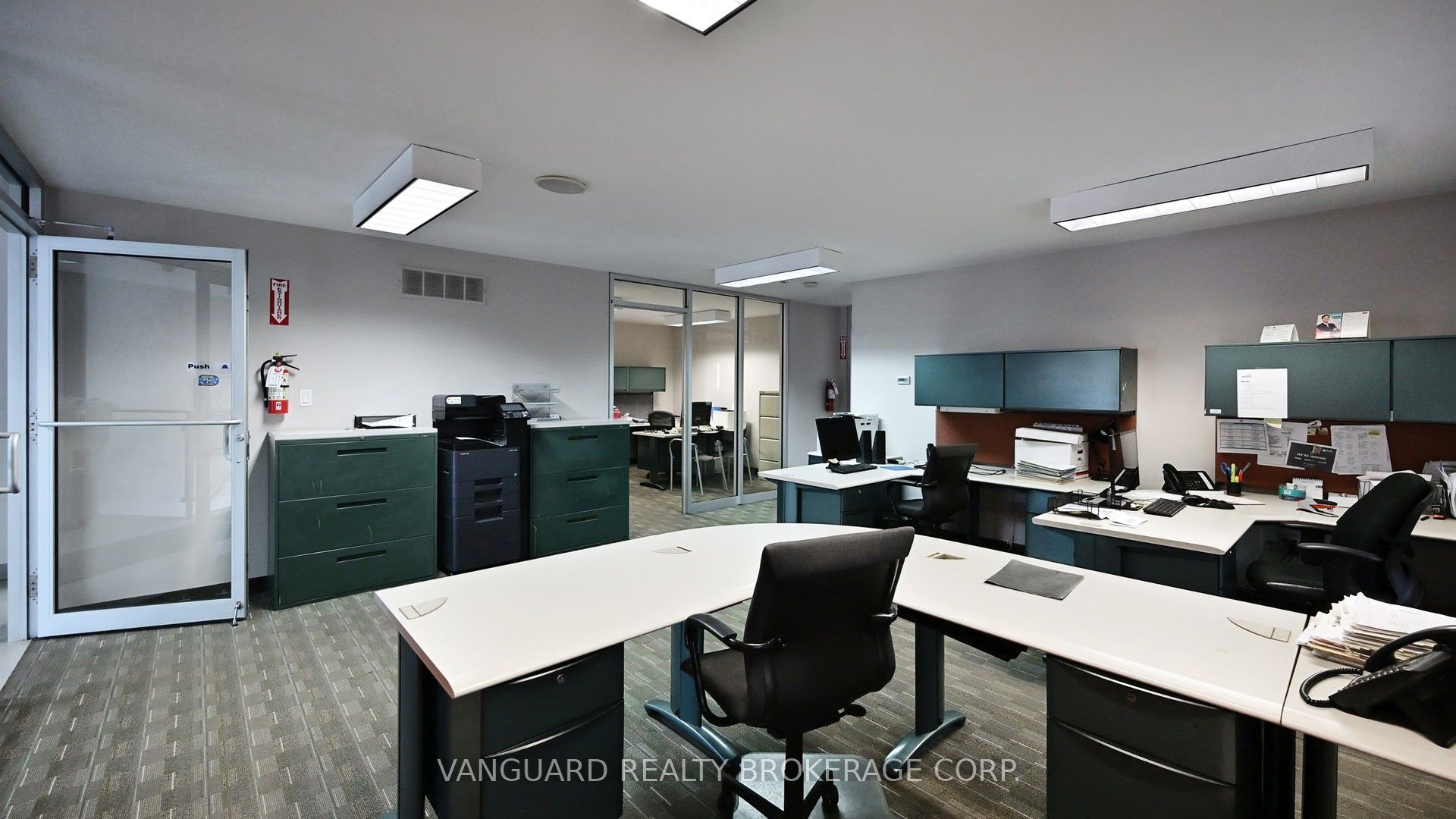 2851 Eglinton Avenue Property Photo 3
