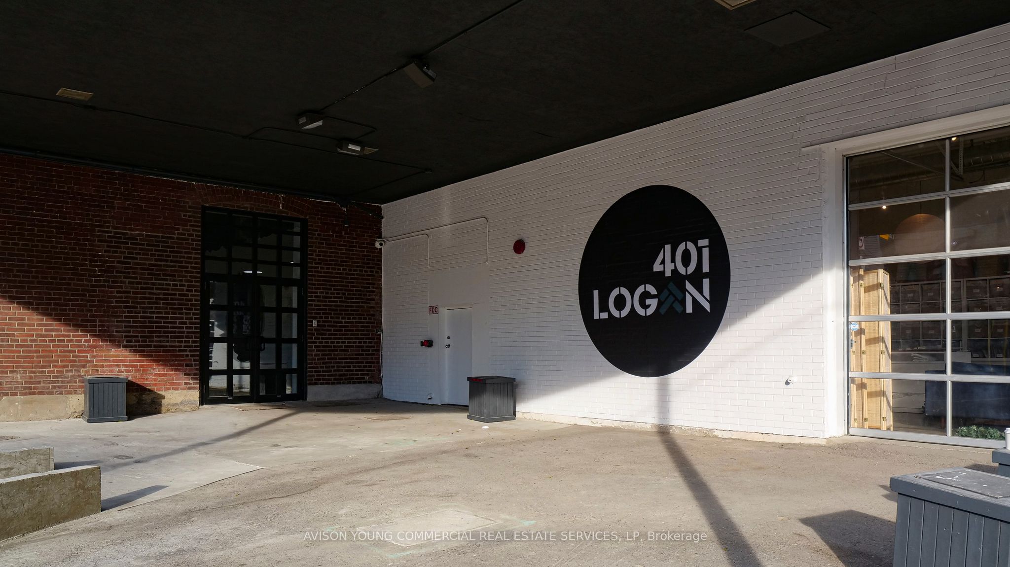 #101 - 401 Logan Avenue Property Photo 3