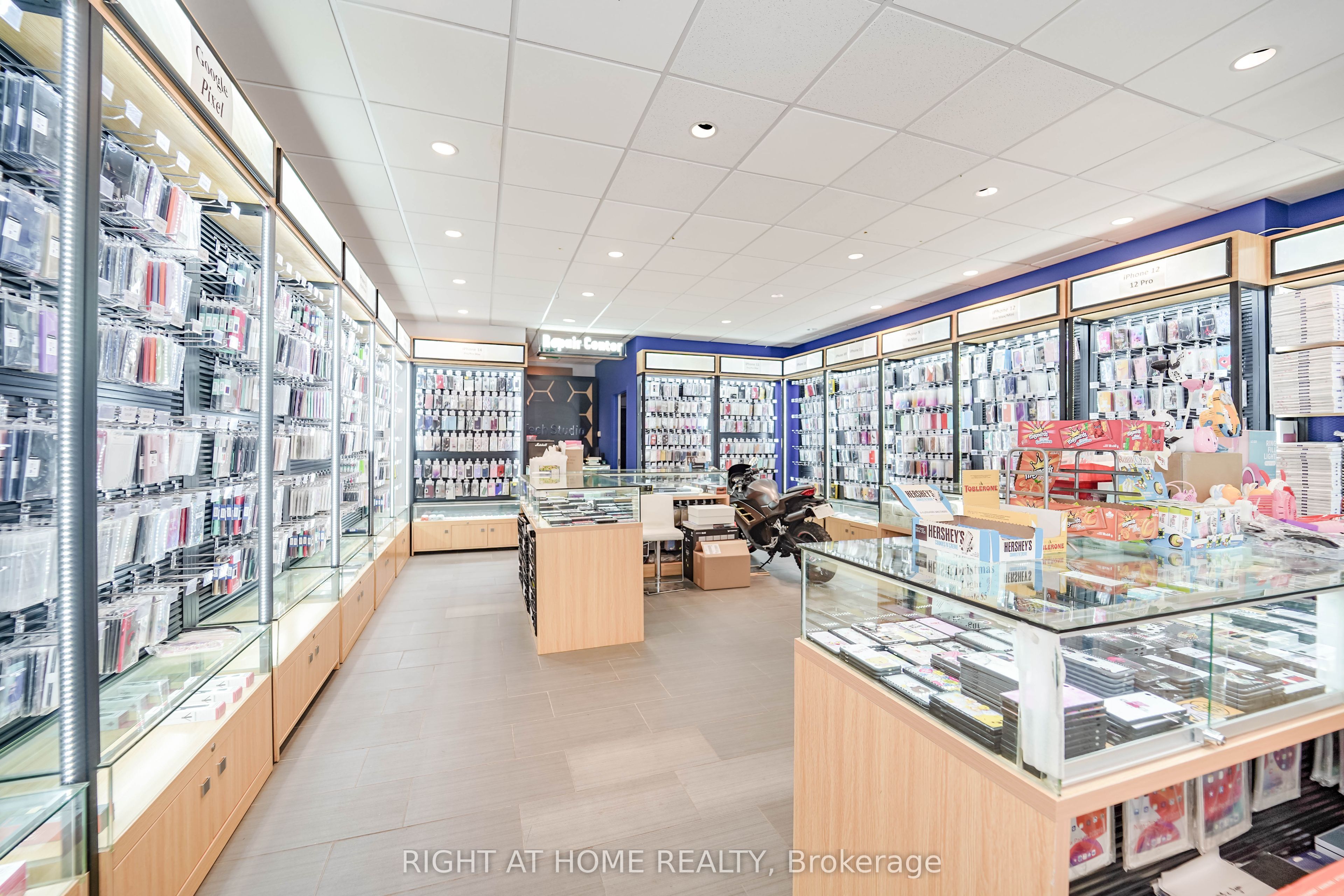 510 Danforth Avenue Property Photo 19