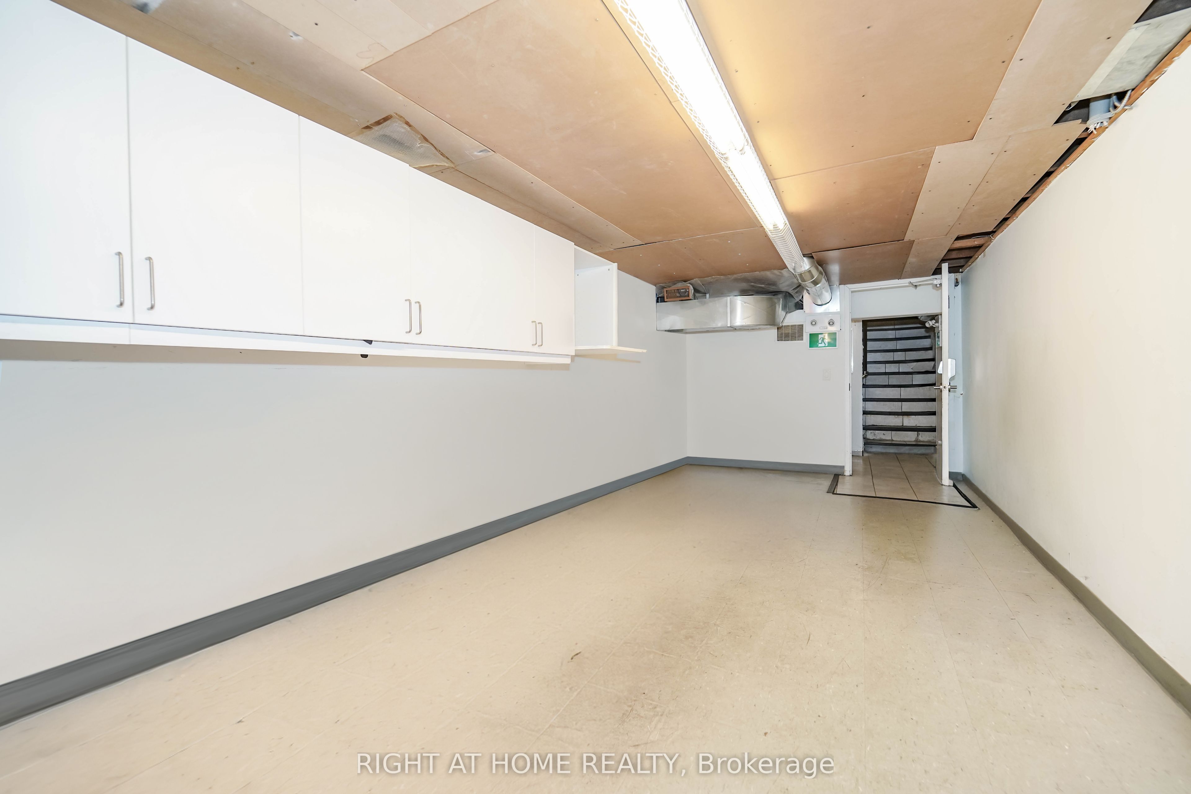 510 Danforth Avenue Property Photo 21